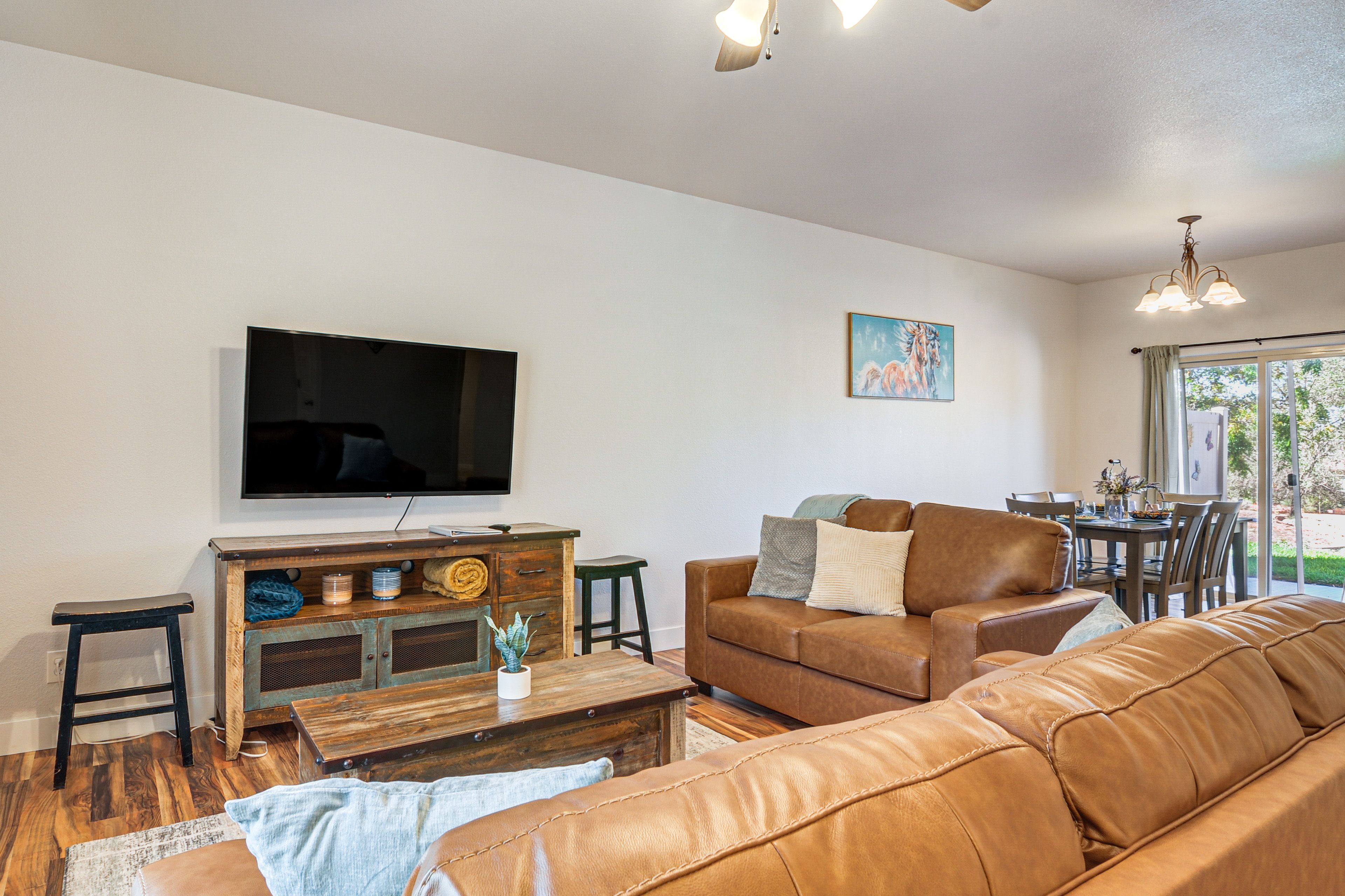 Kanab Vacation Rental | 3BR | 2BA | 1,300 Sq Ft | Steps to Enter