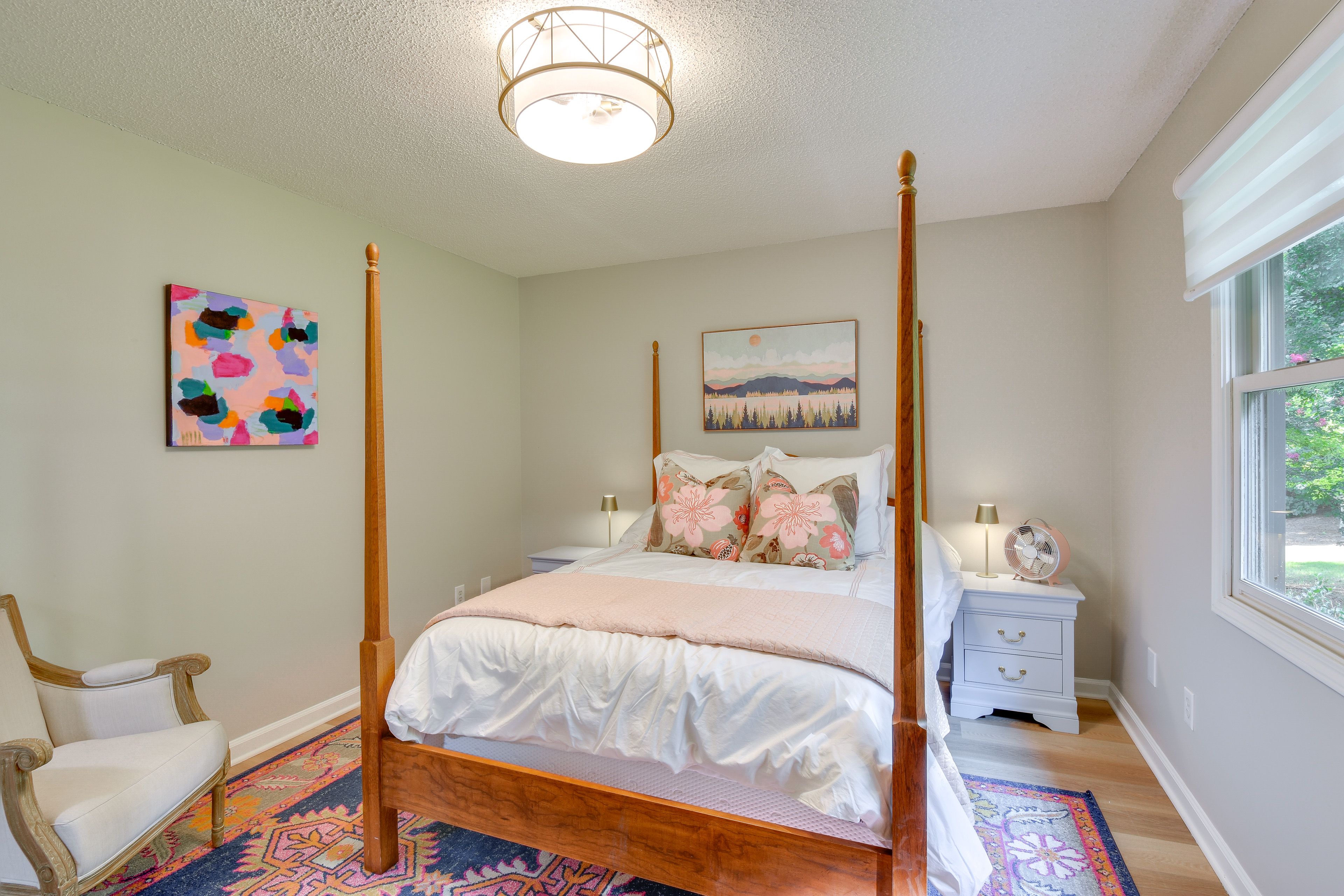 Bedroom 2 | King Bed | 1st Floor