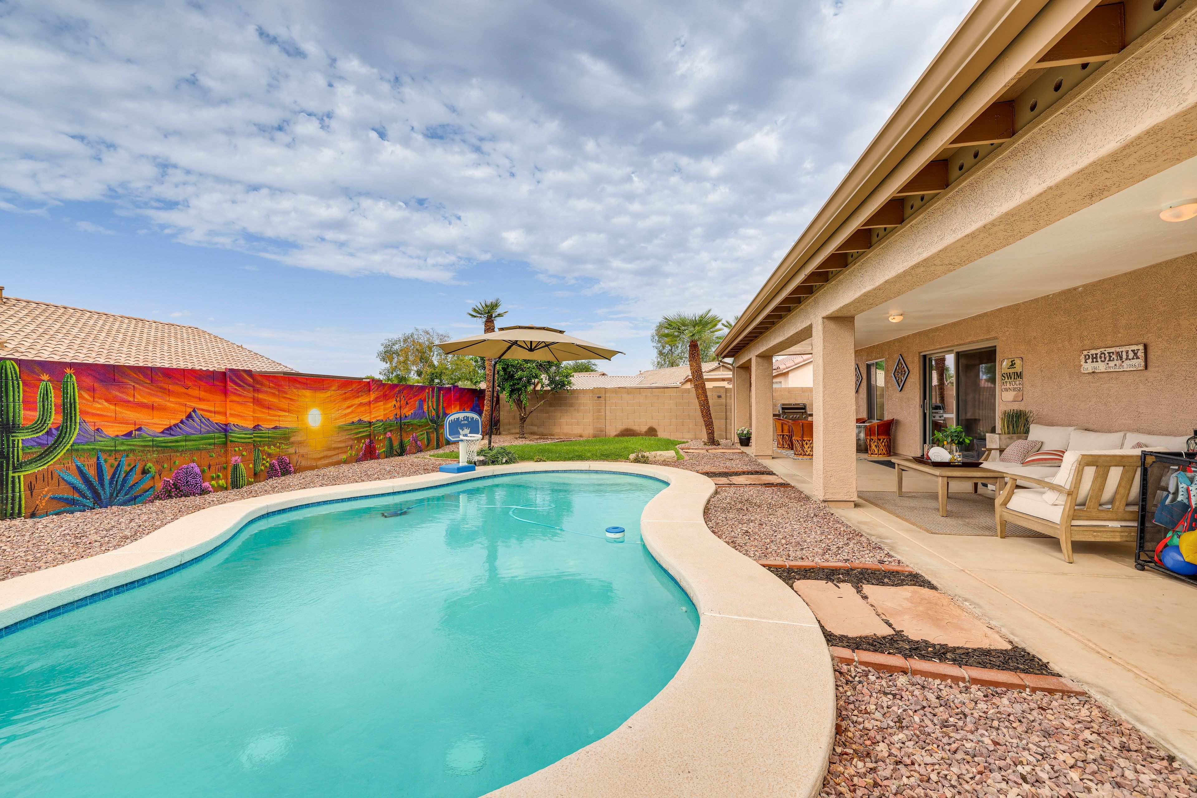 Peoria Vacation Rental | 3BR | 2BA | 1,500 Sq Ft