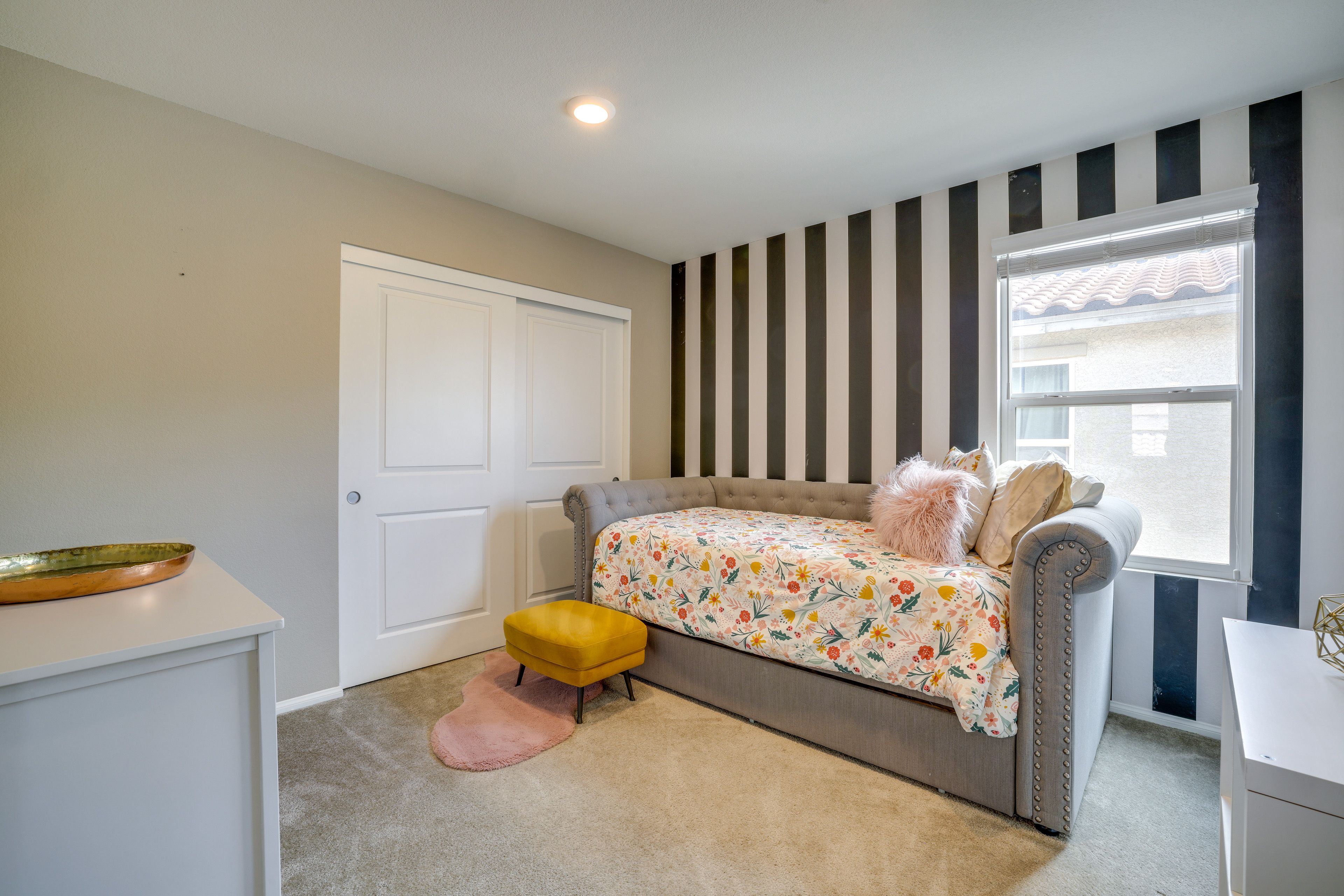 Bedroom 3 | Queen Daybed | 2nd Floor