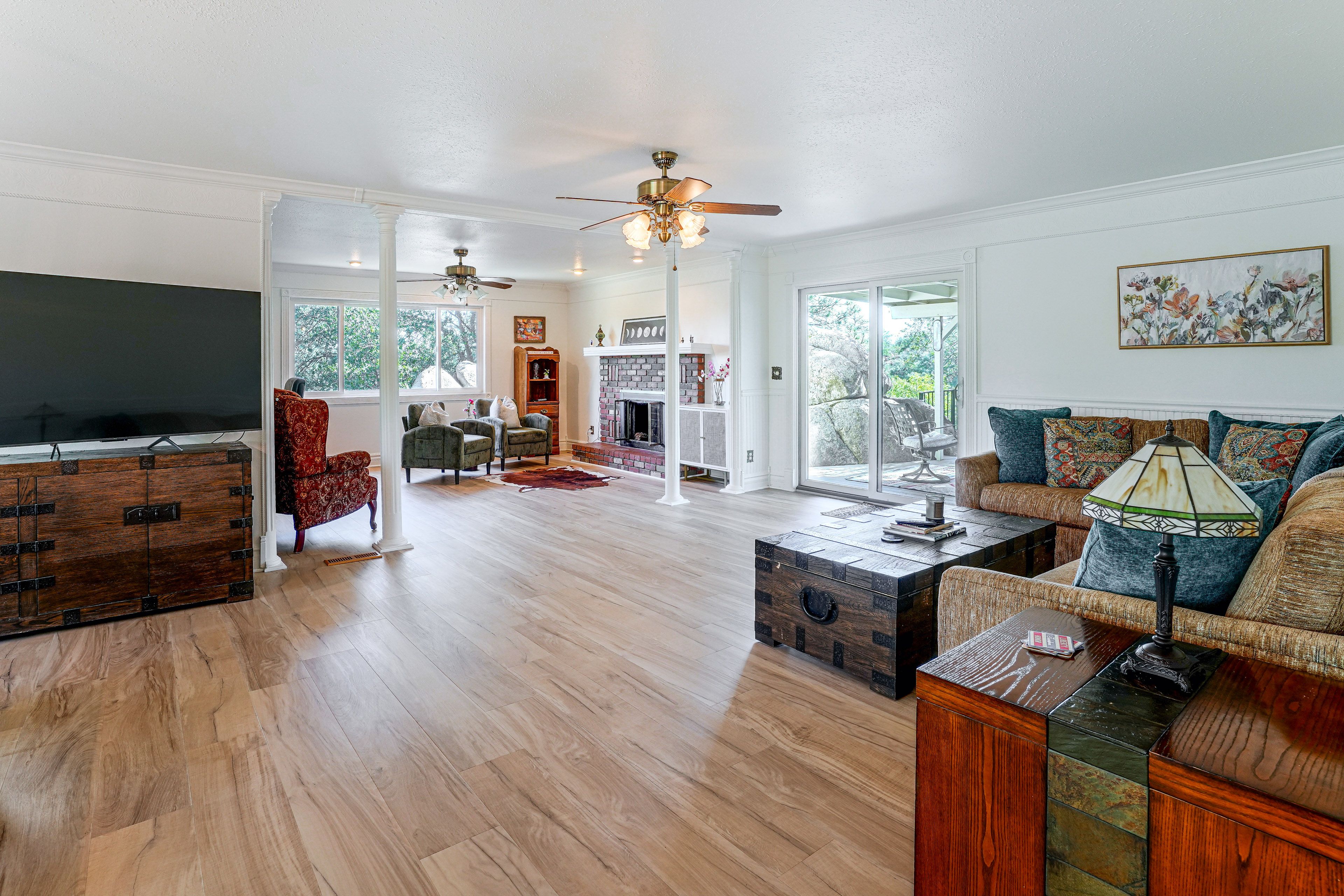 Interior | Open Floor Plan | Free WiFi