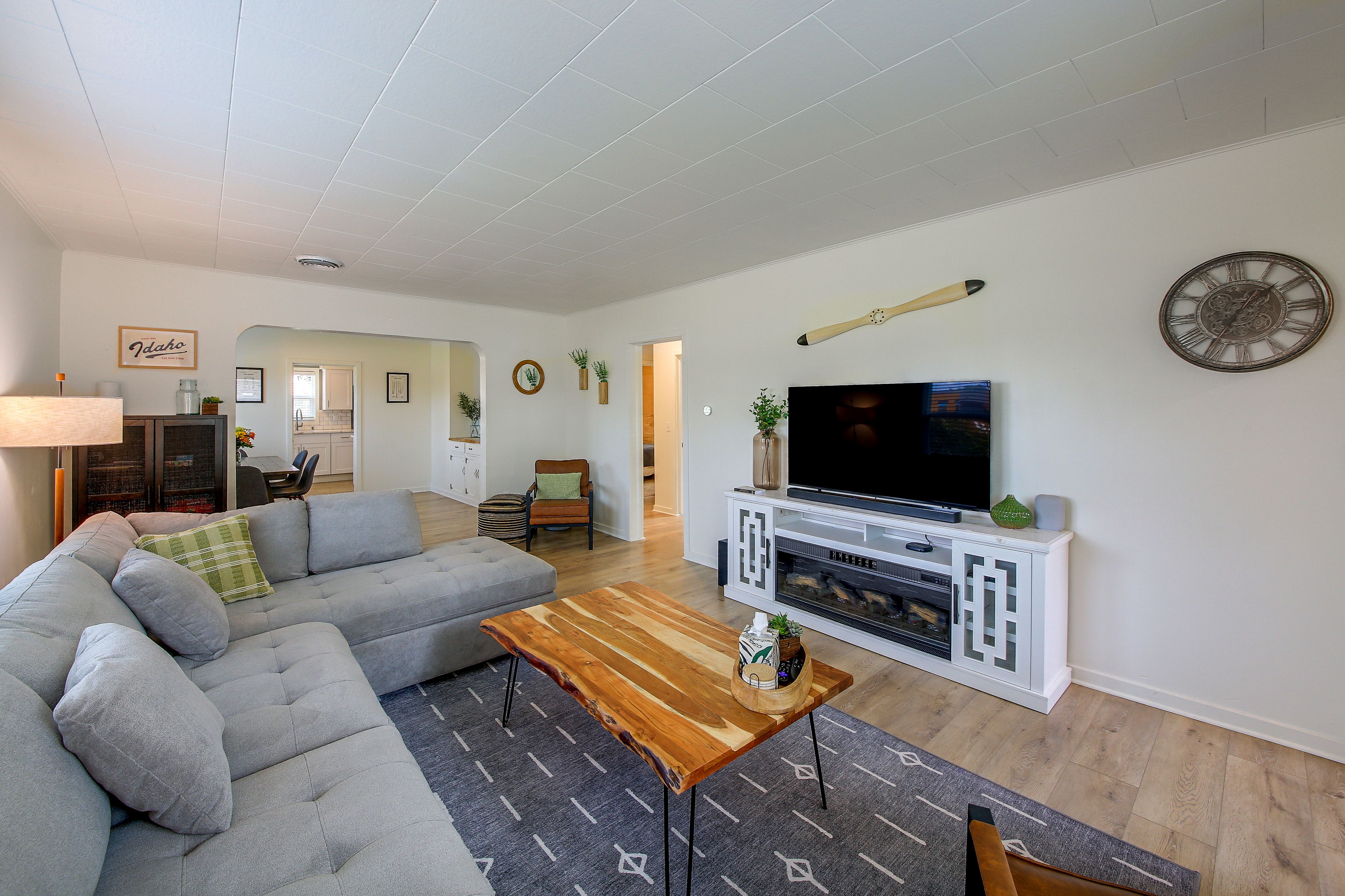 Living Room | 1st Floor