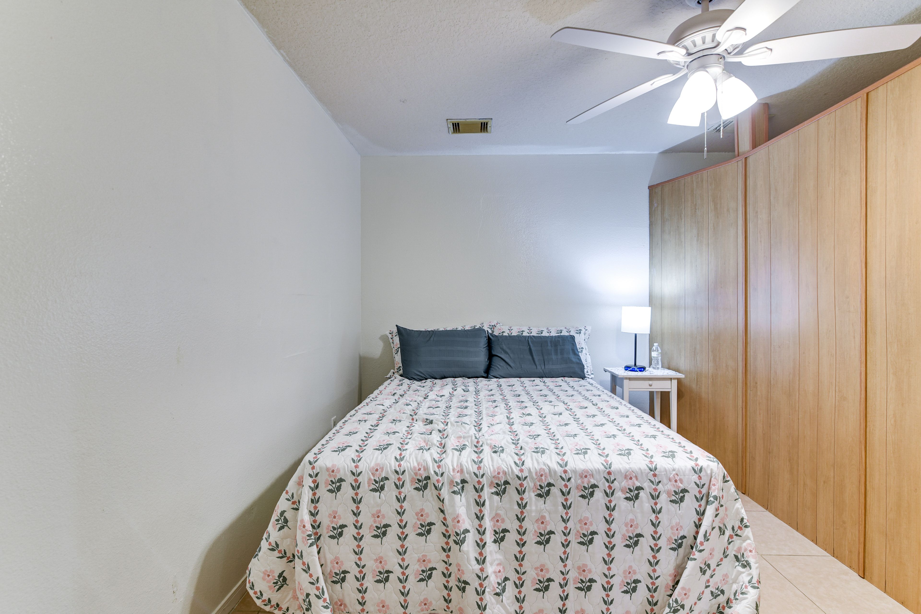 Bedroom 2 | Full Bed