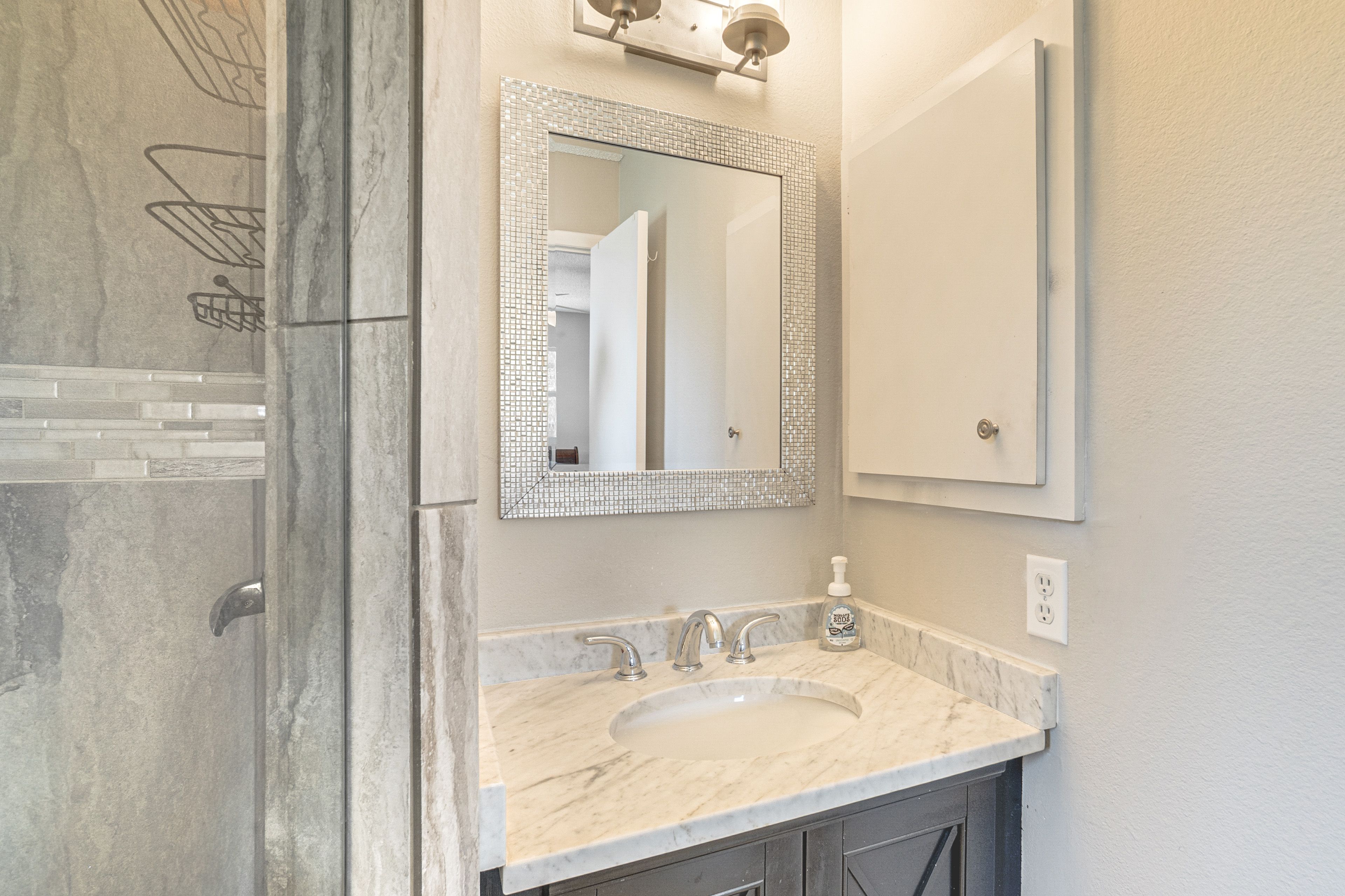 En-Suite Bathroom | Shower
