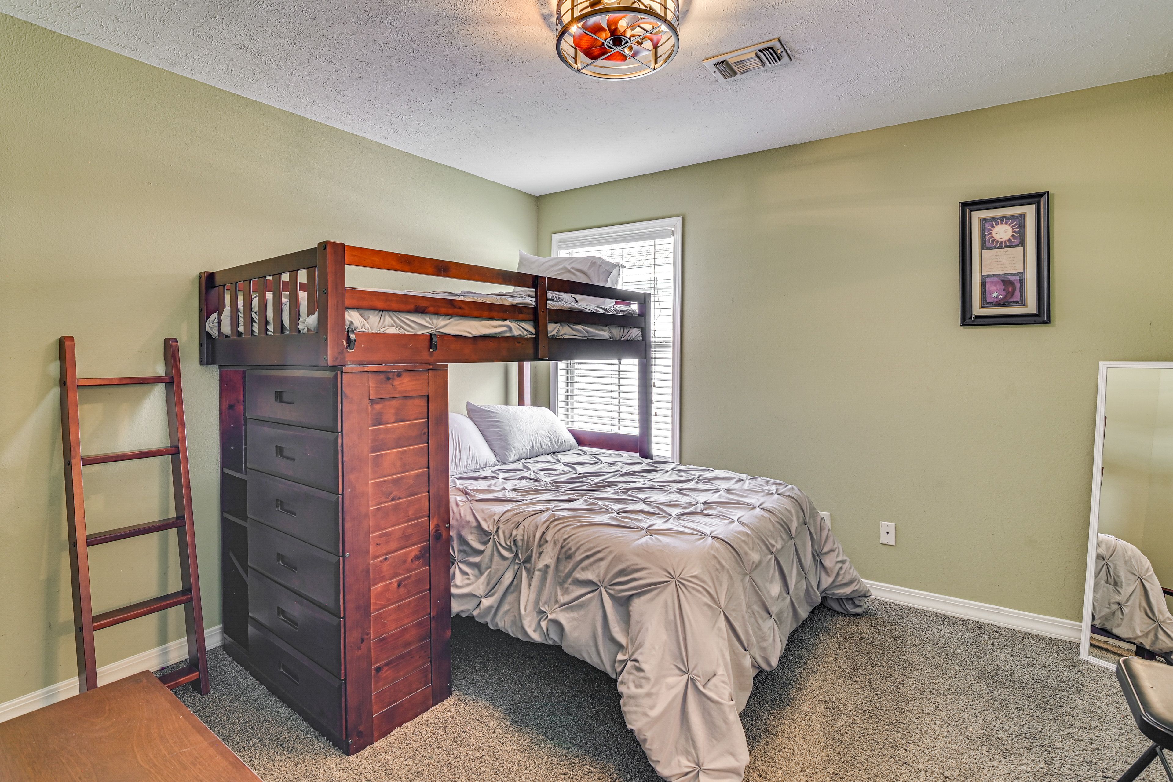 Bedroom 2 | 2nd Floor | Twin/Full Bunk Bed
