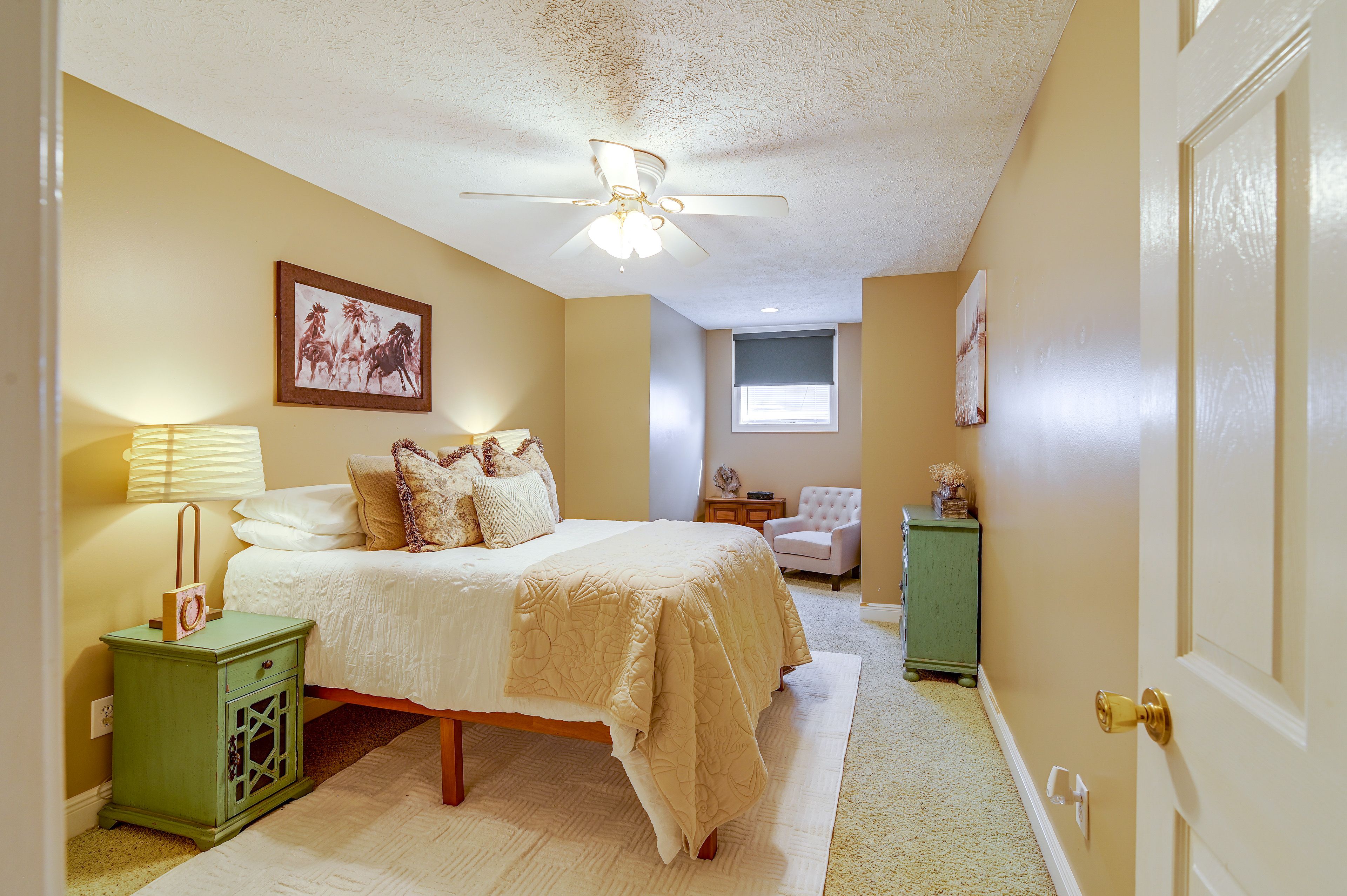 Bedroom 4 | Queen Bed | 2nd Floor