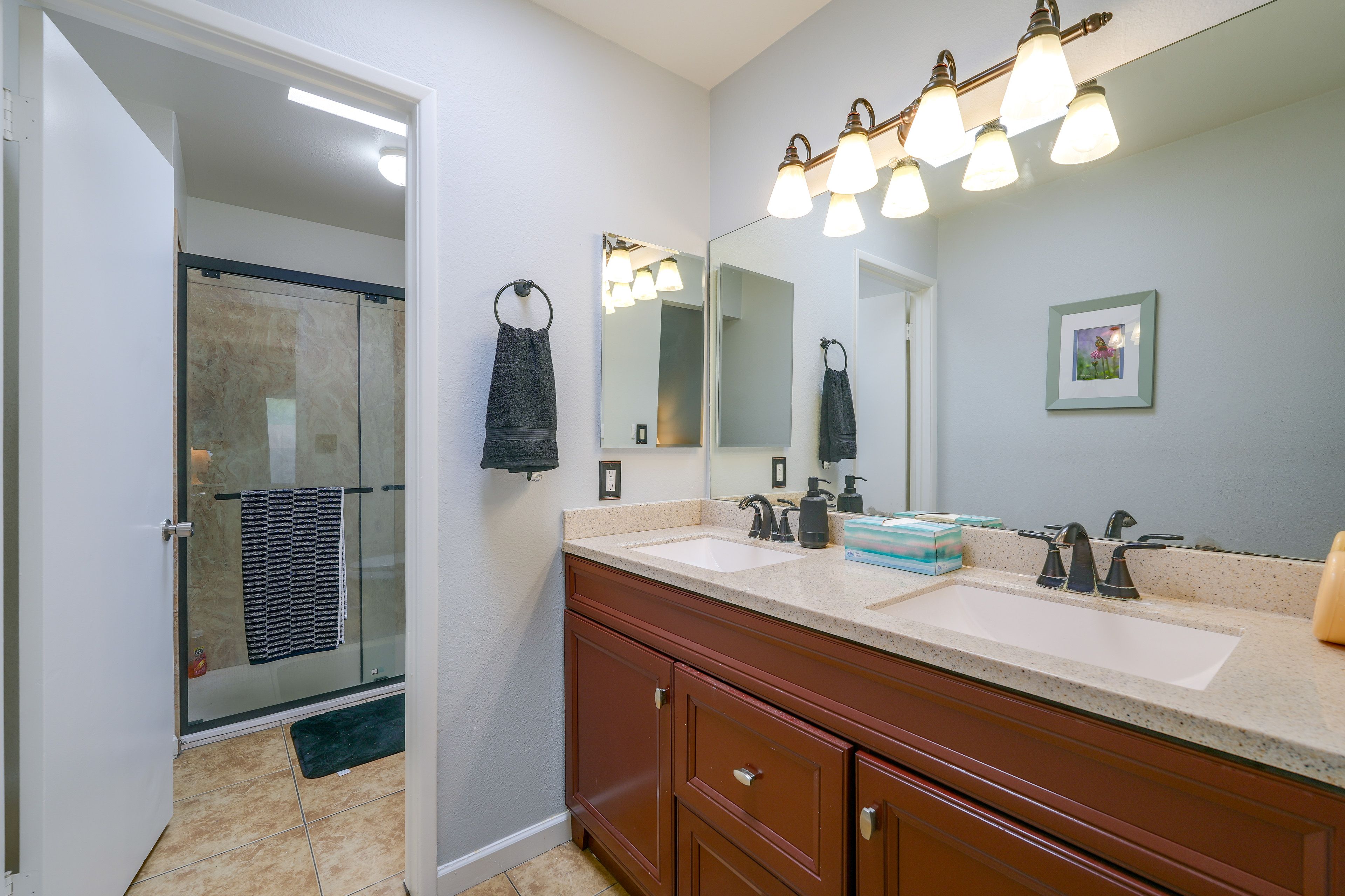 En-Suite Bathroom