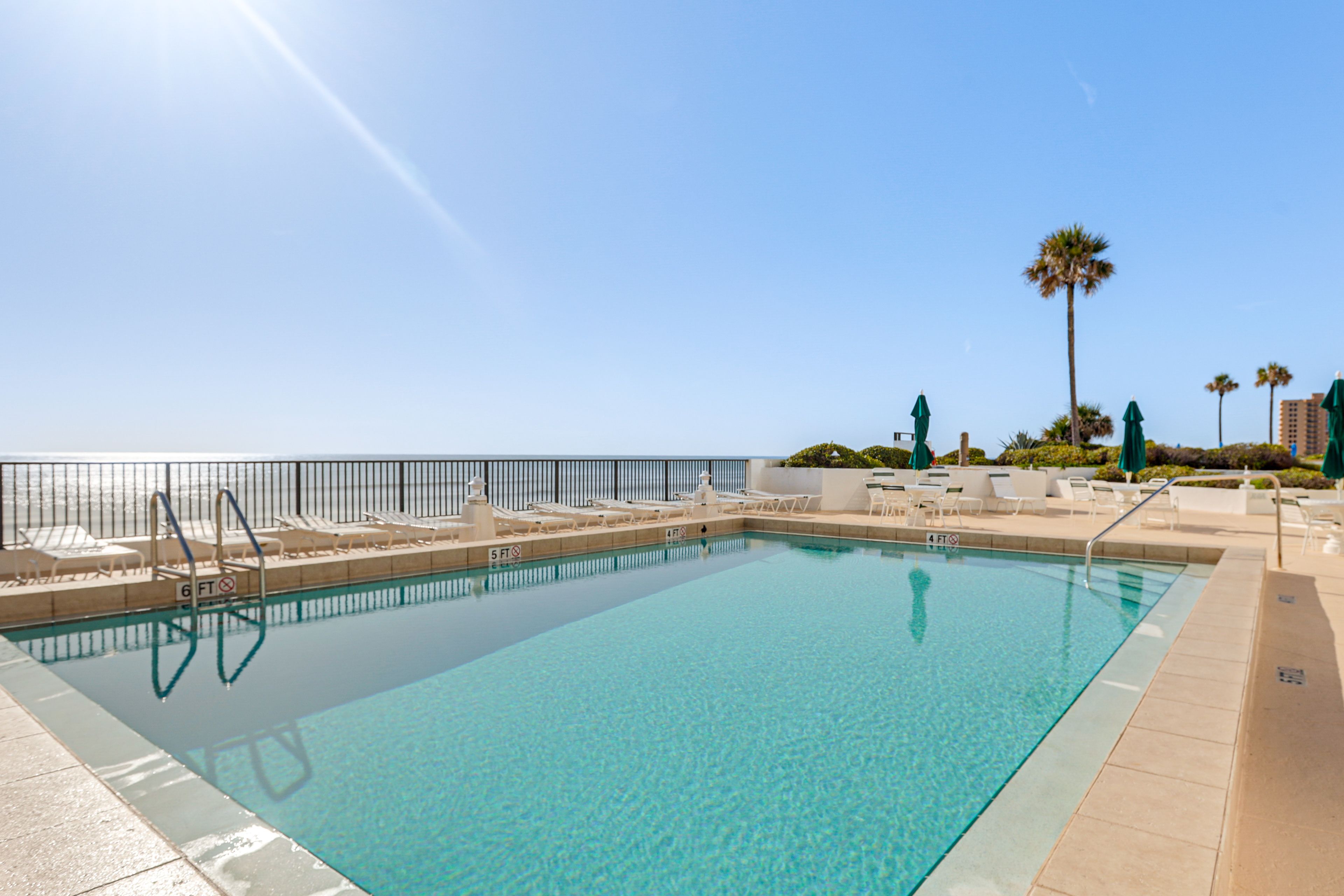 Located in Oceans Atrium One | Community Amenities | Beach Access
