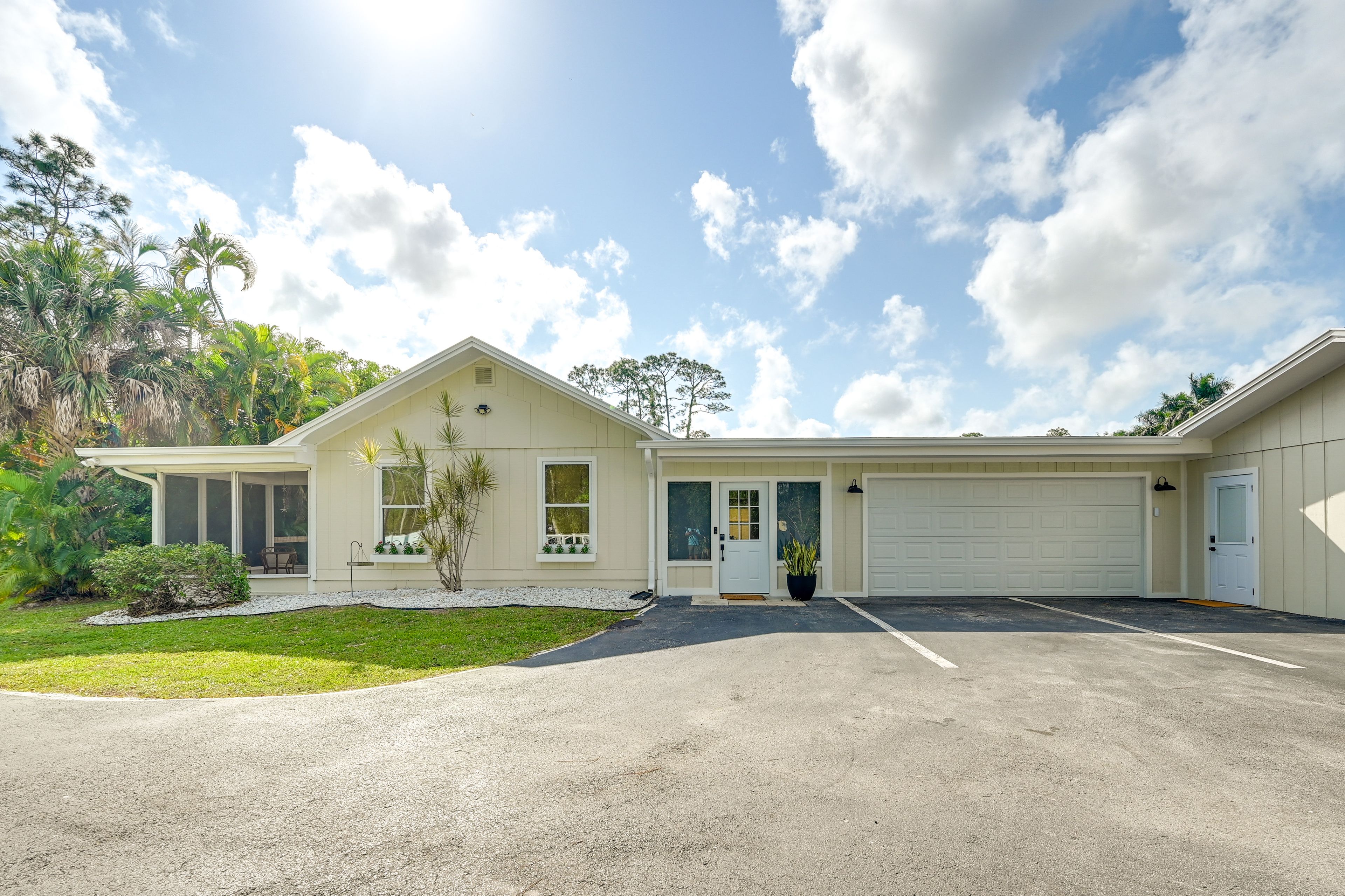 Unit B Exterior