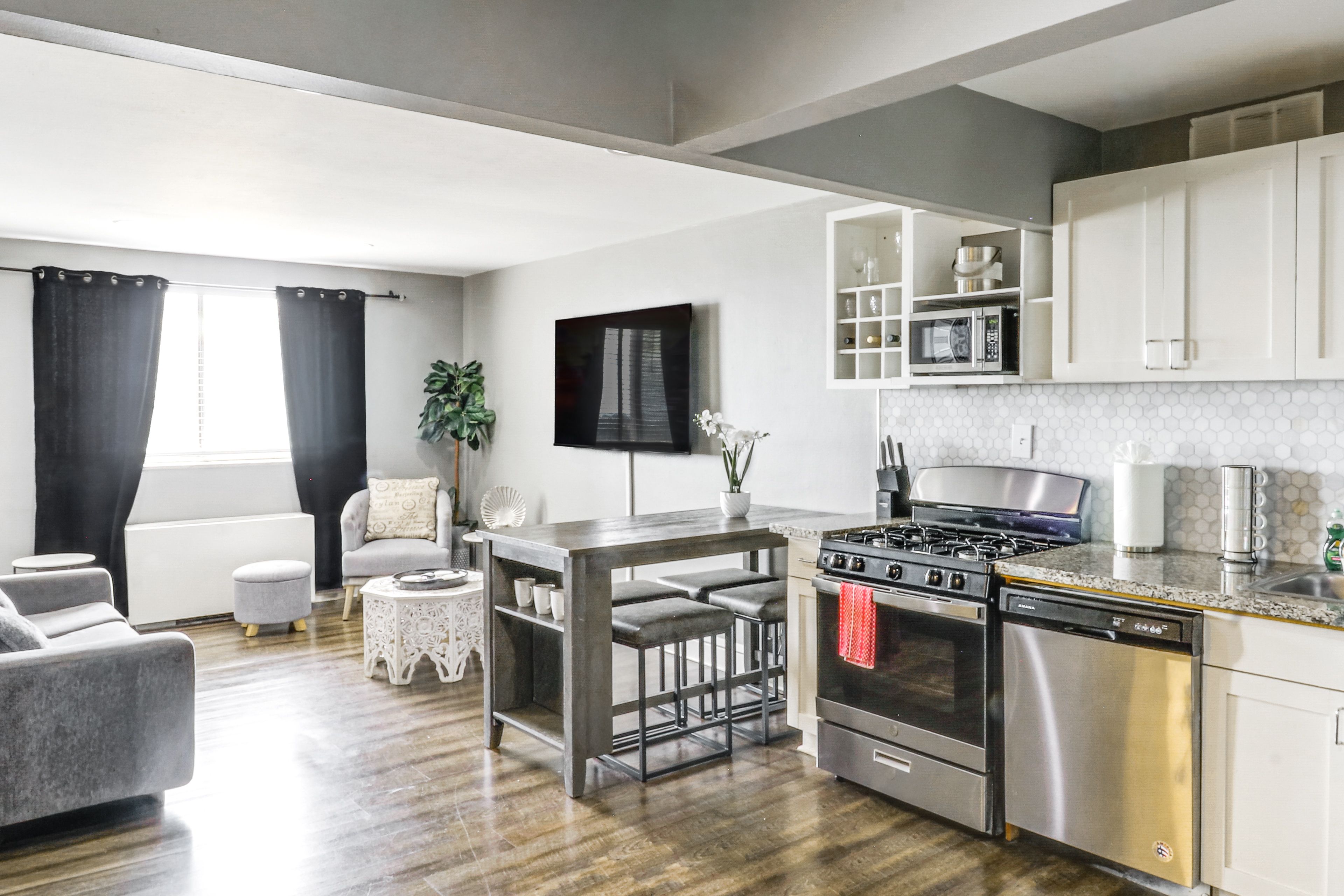Atlanta Vacation Rental | 1BR | 1BA | 640 Sq Ft