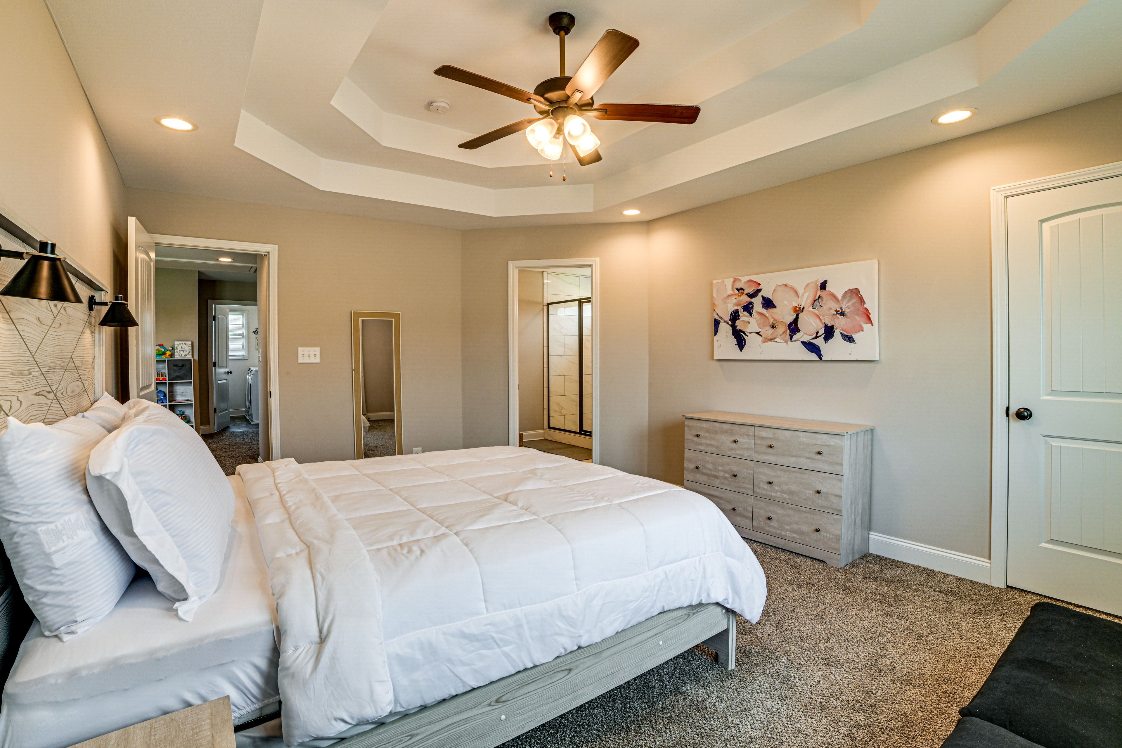 Bedroom 1 | Queen Bed | Twin Futon | 2nd Floor