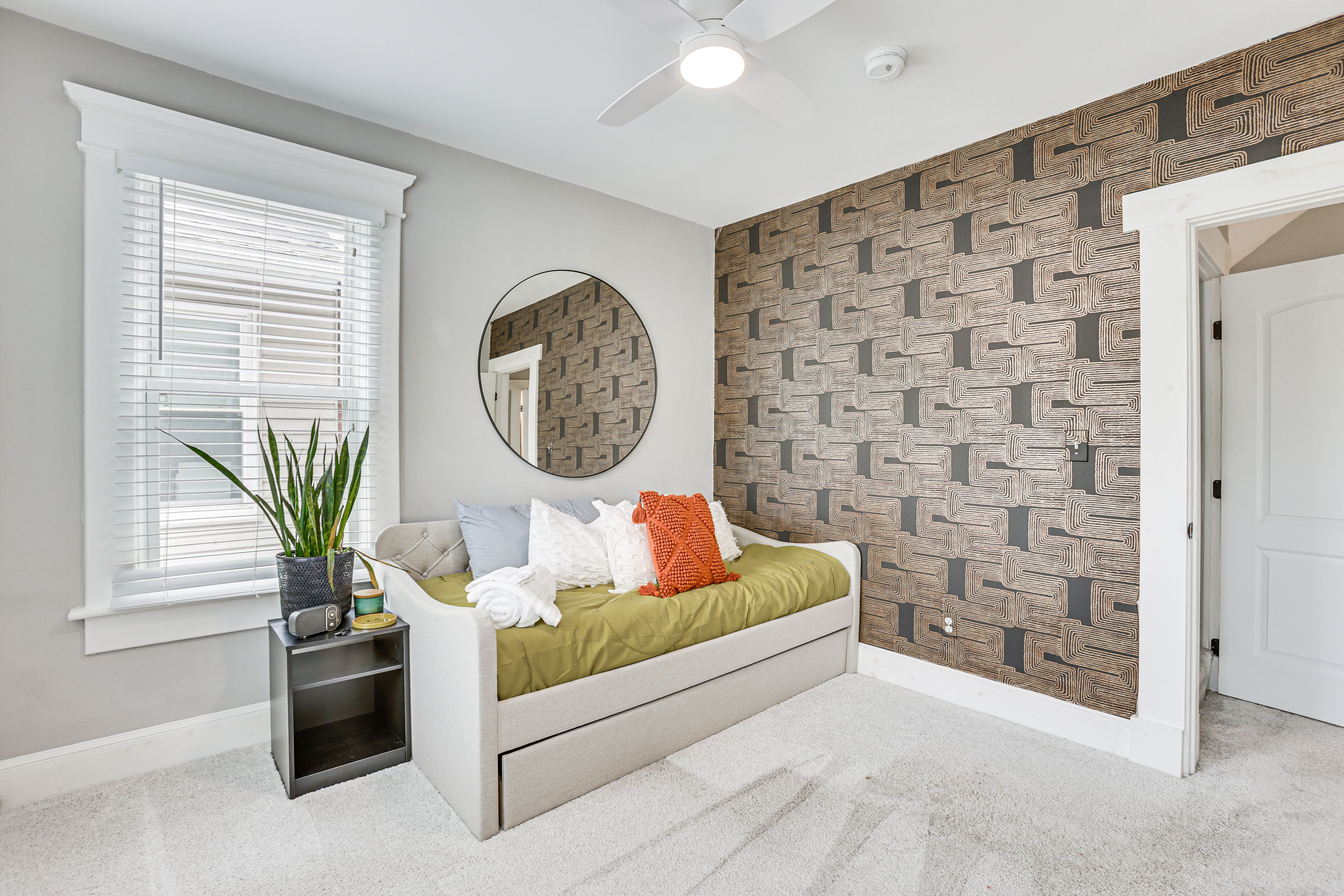 Bedroom 3 | Twin Daybed | 2nd Floor