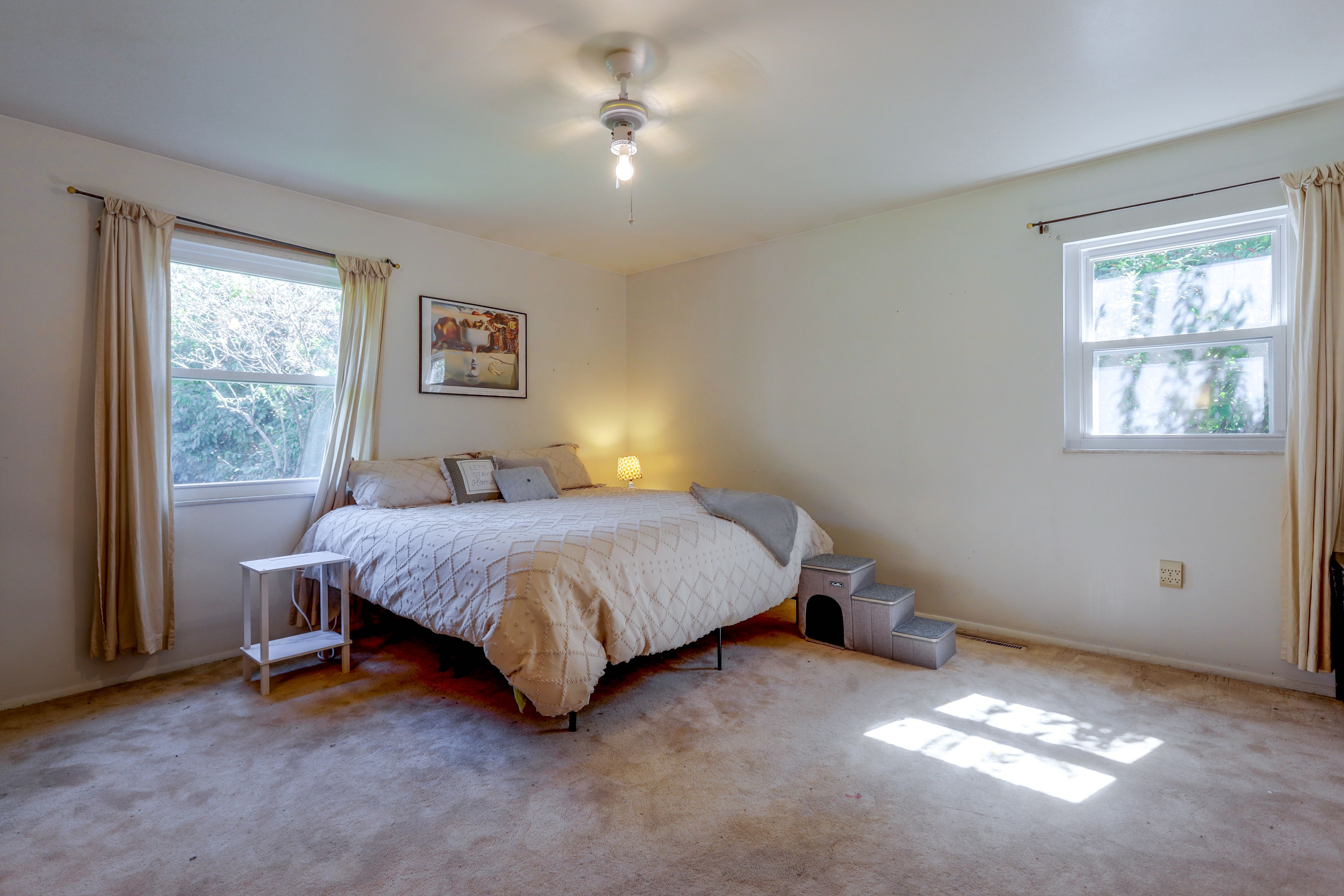Bedroom 1 | King Bed
