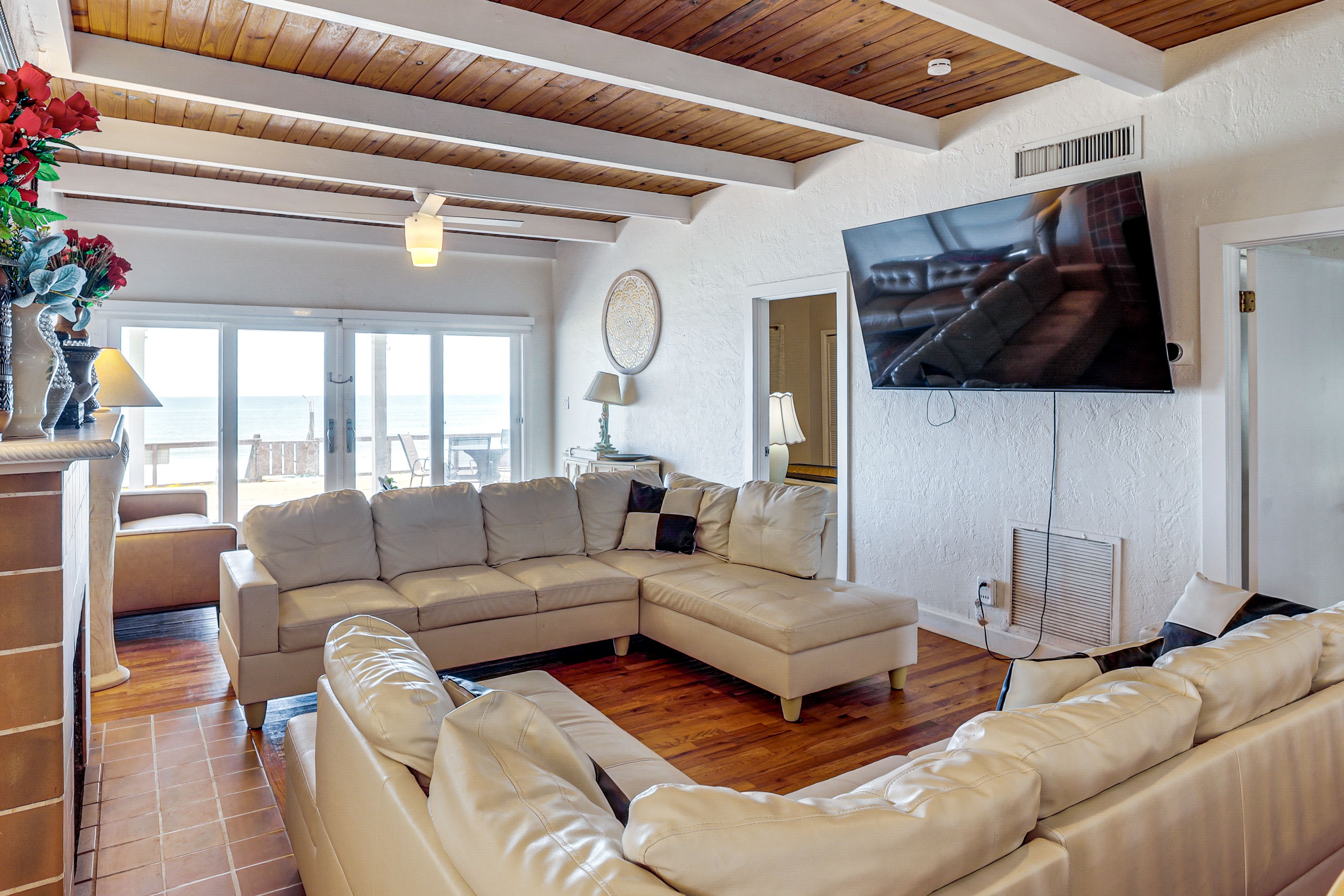Living Room | Main Level
