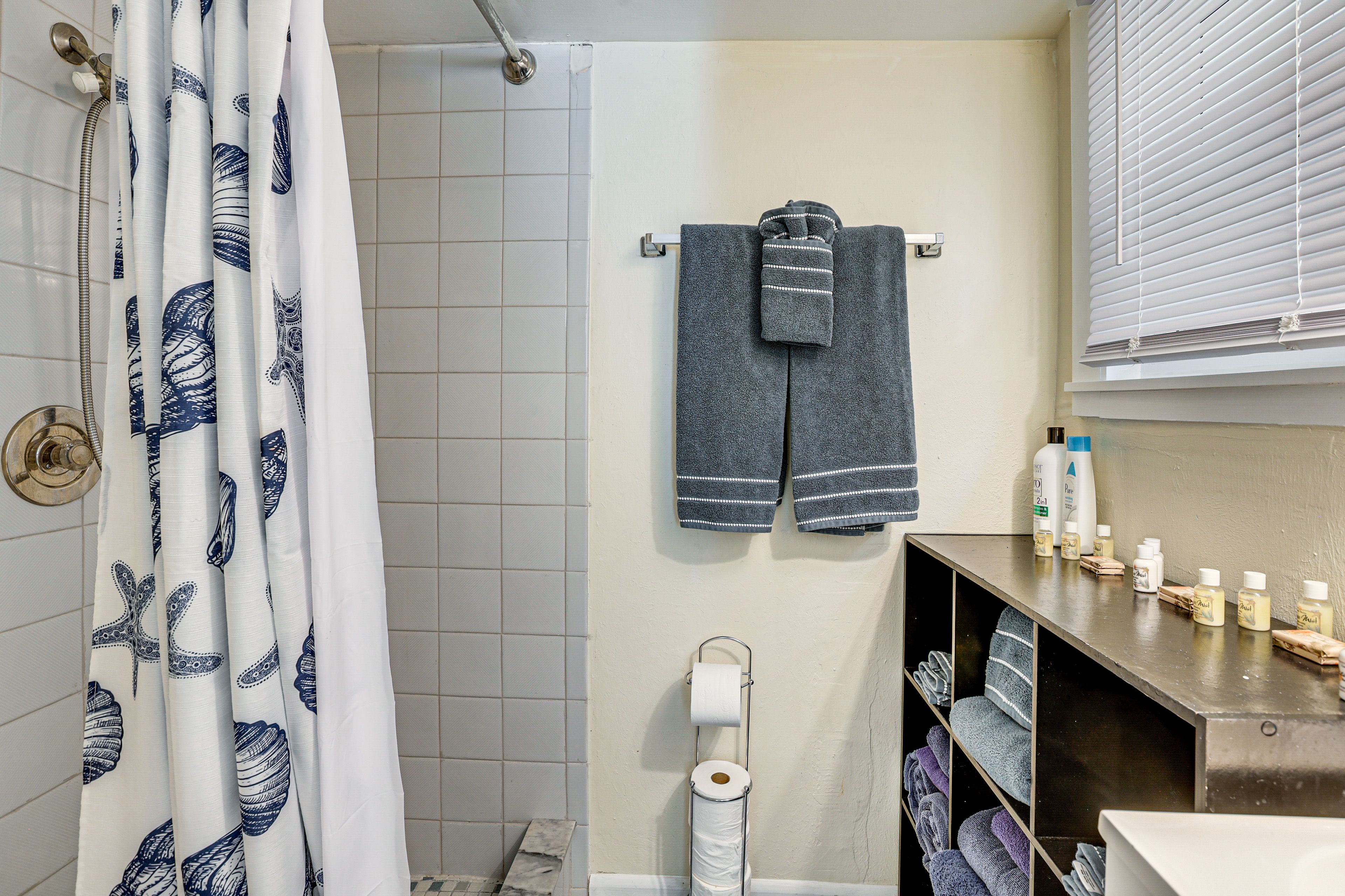 Full Bathroom | Lower Level