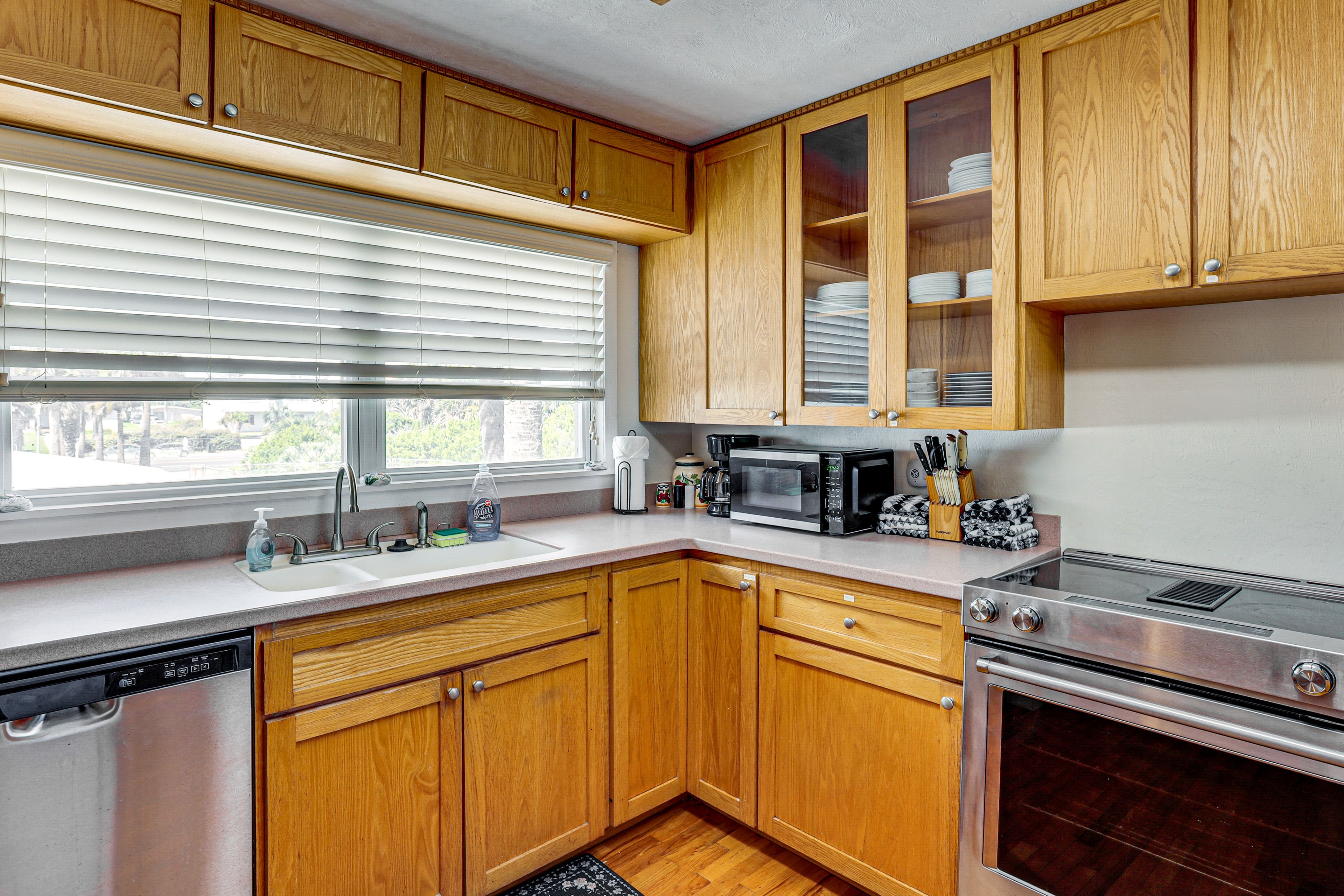 Kitchen | Main Level