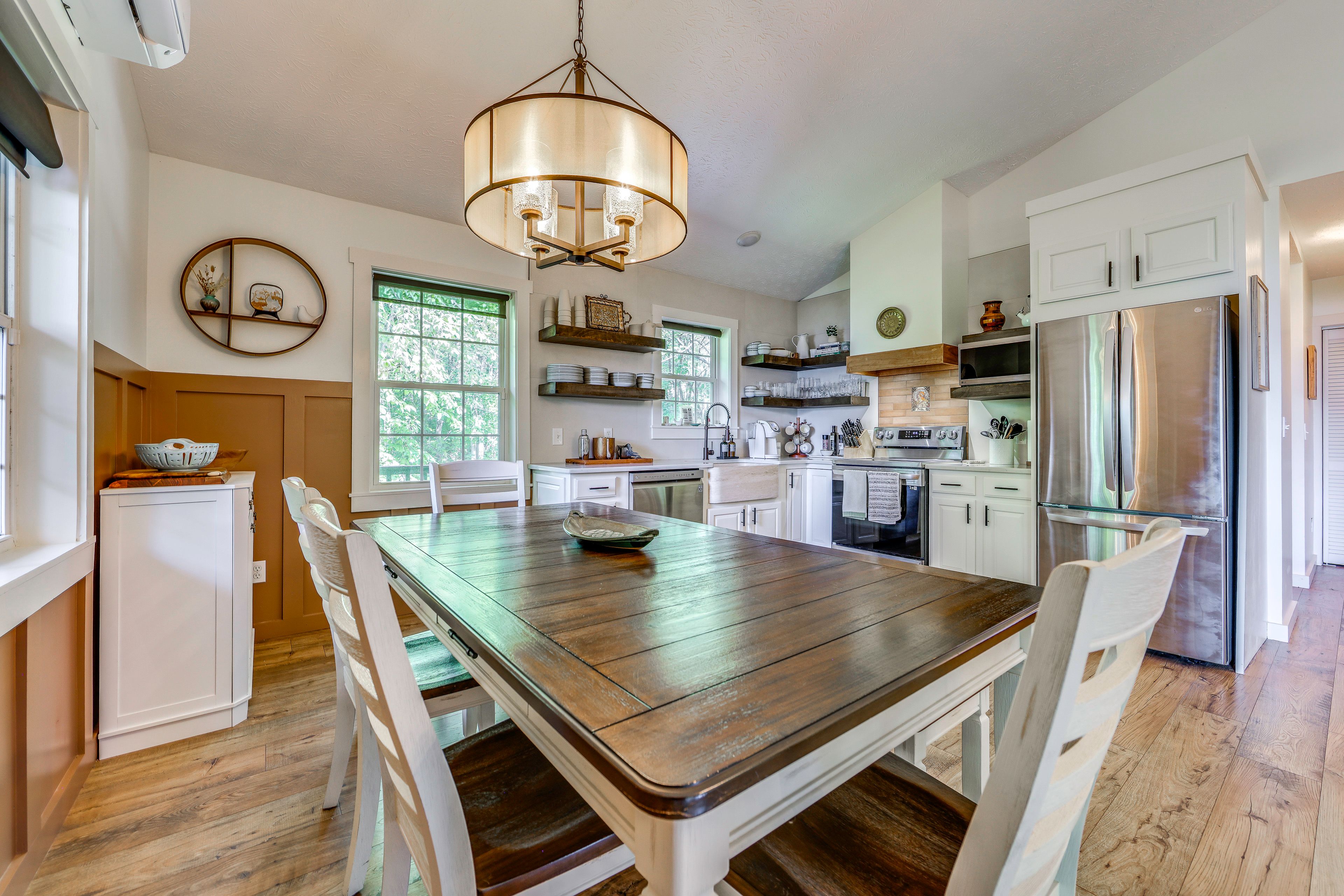 Dining Area | Upper Level