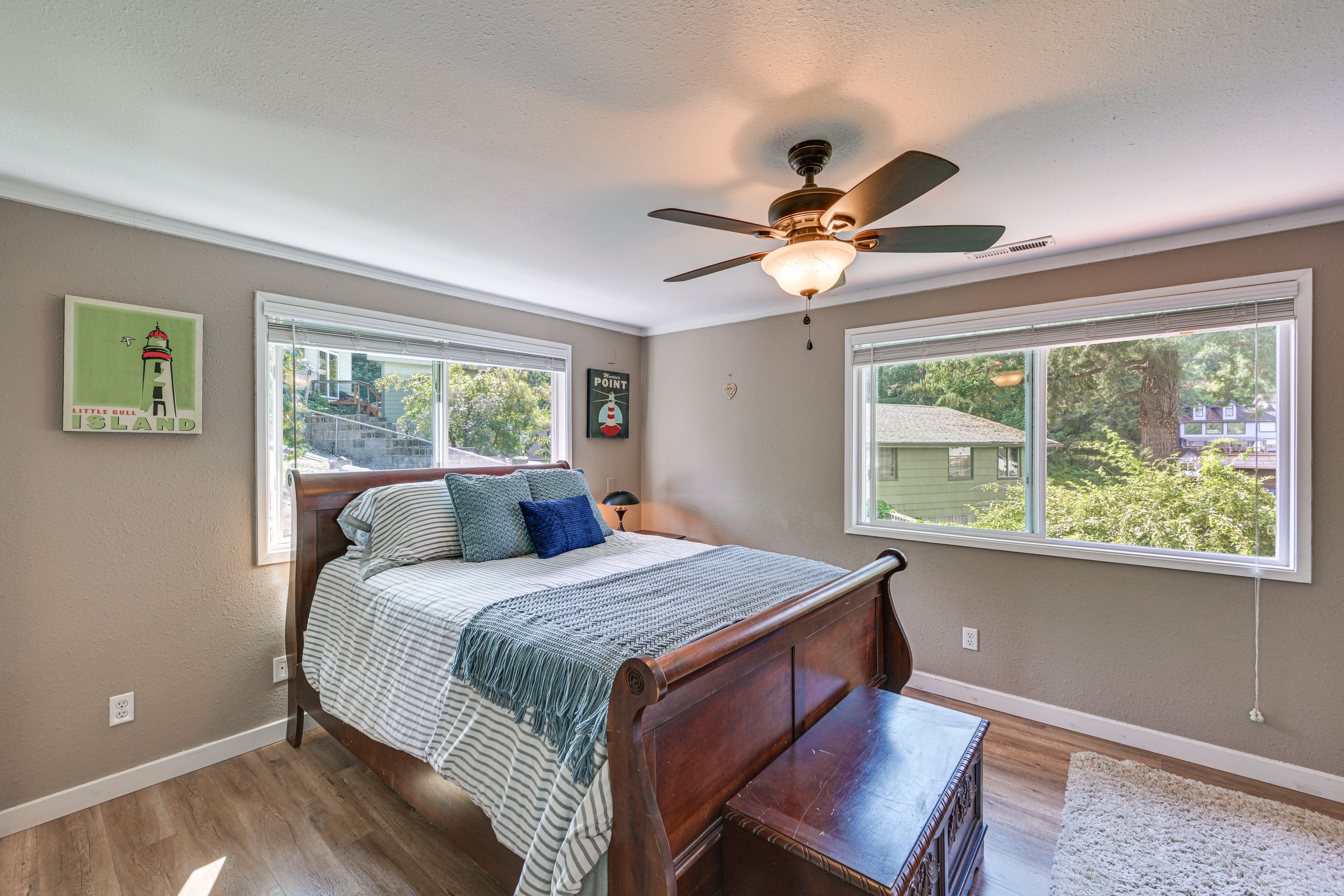 Bedroom 2 | Queen Bed