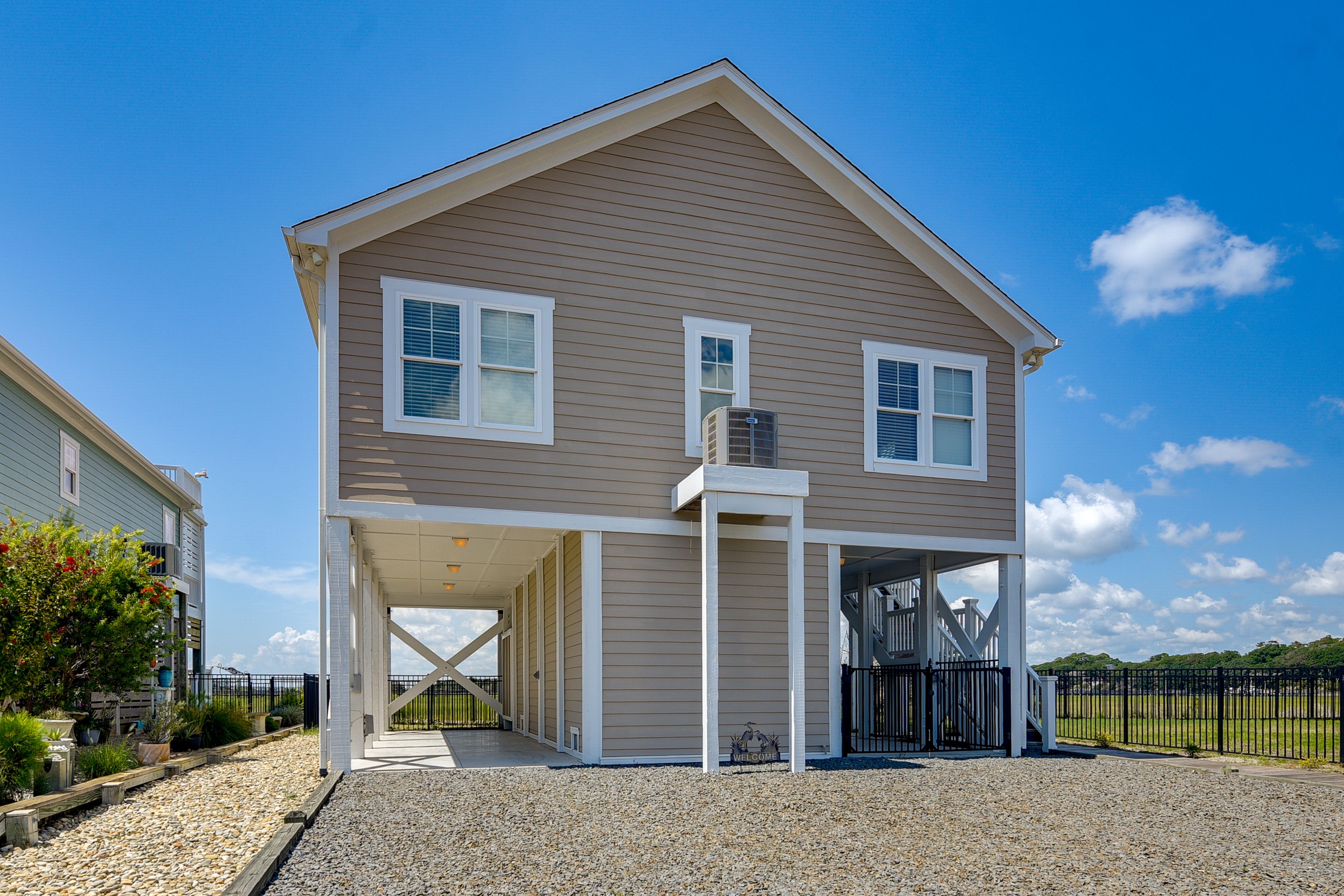 Exterior | Single-Story Interior