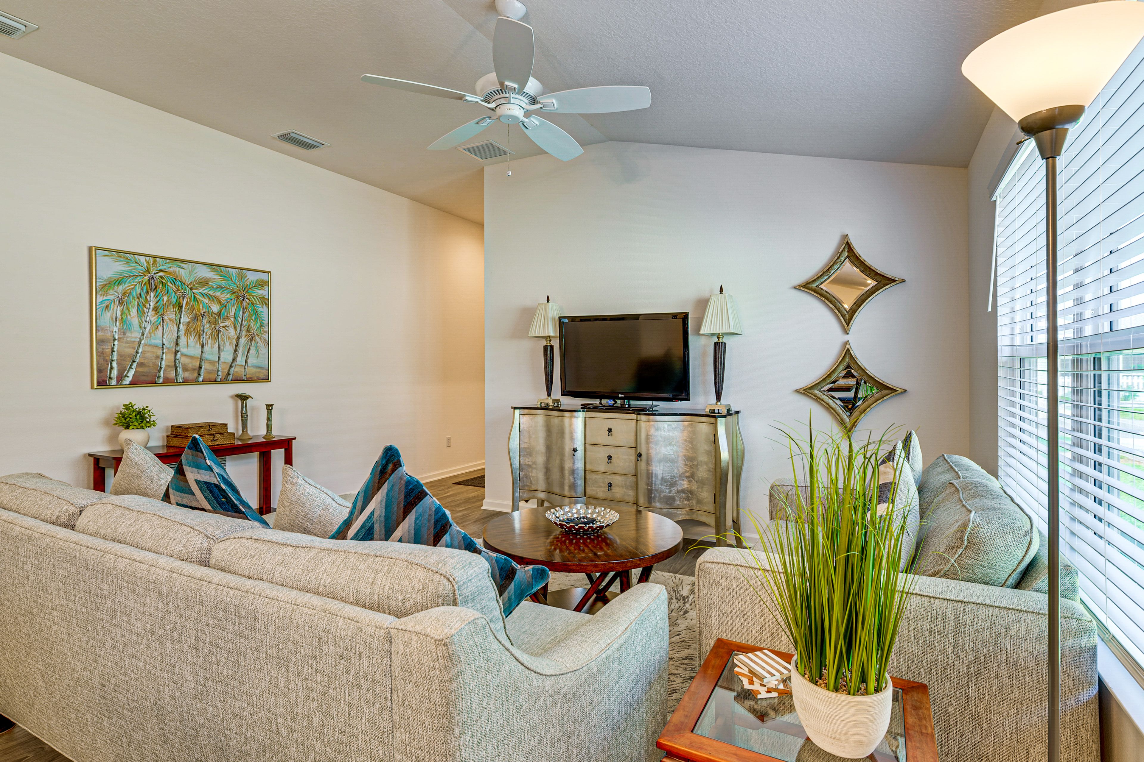 The Villages Vacation Rental | 2BR | 2BA | 971 Sq Ft