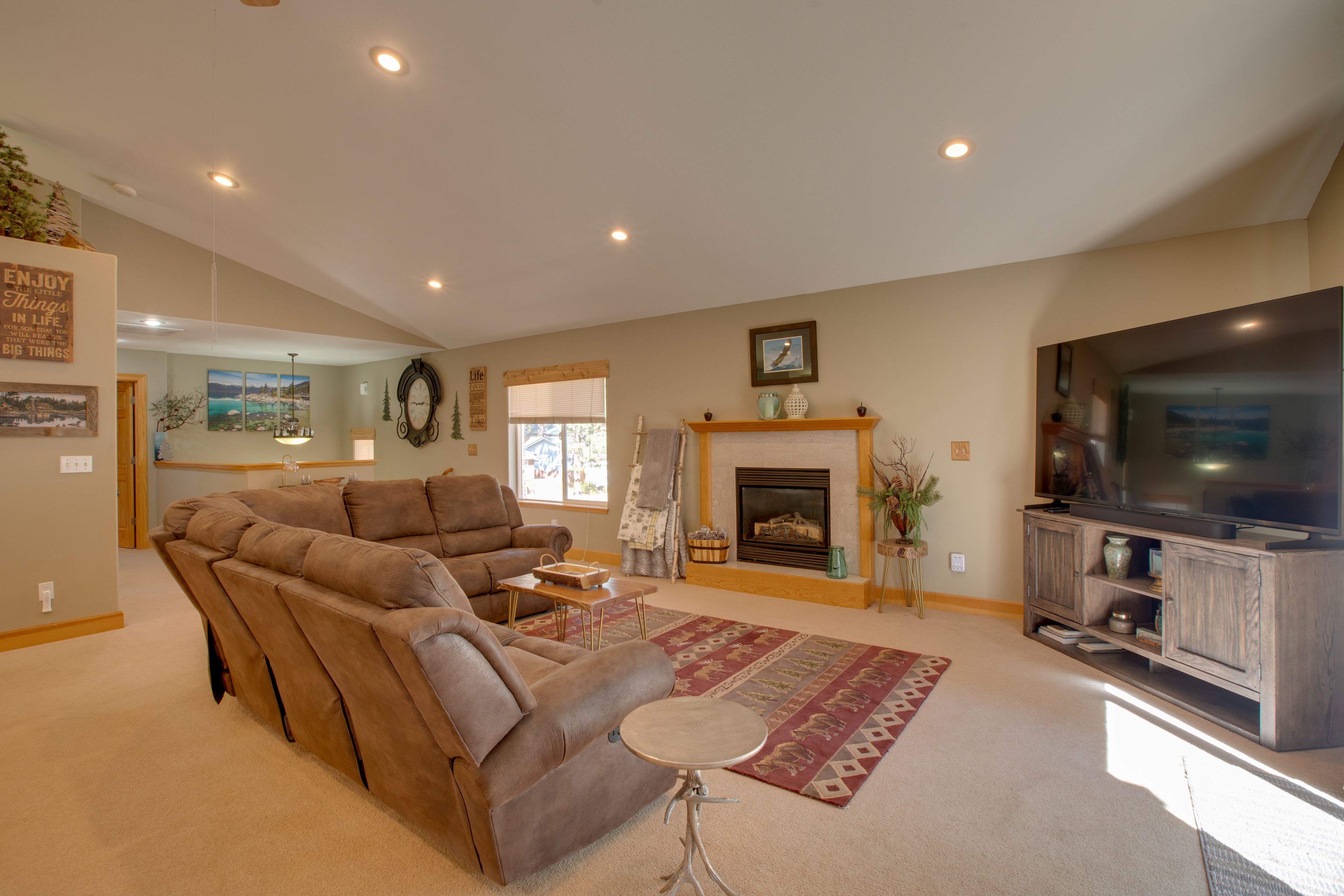 Living Room | Main Floor