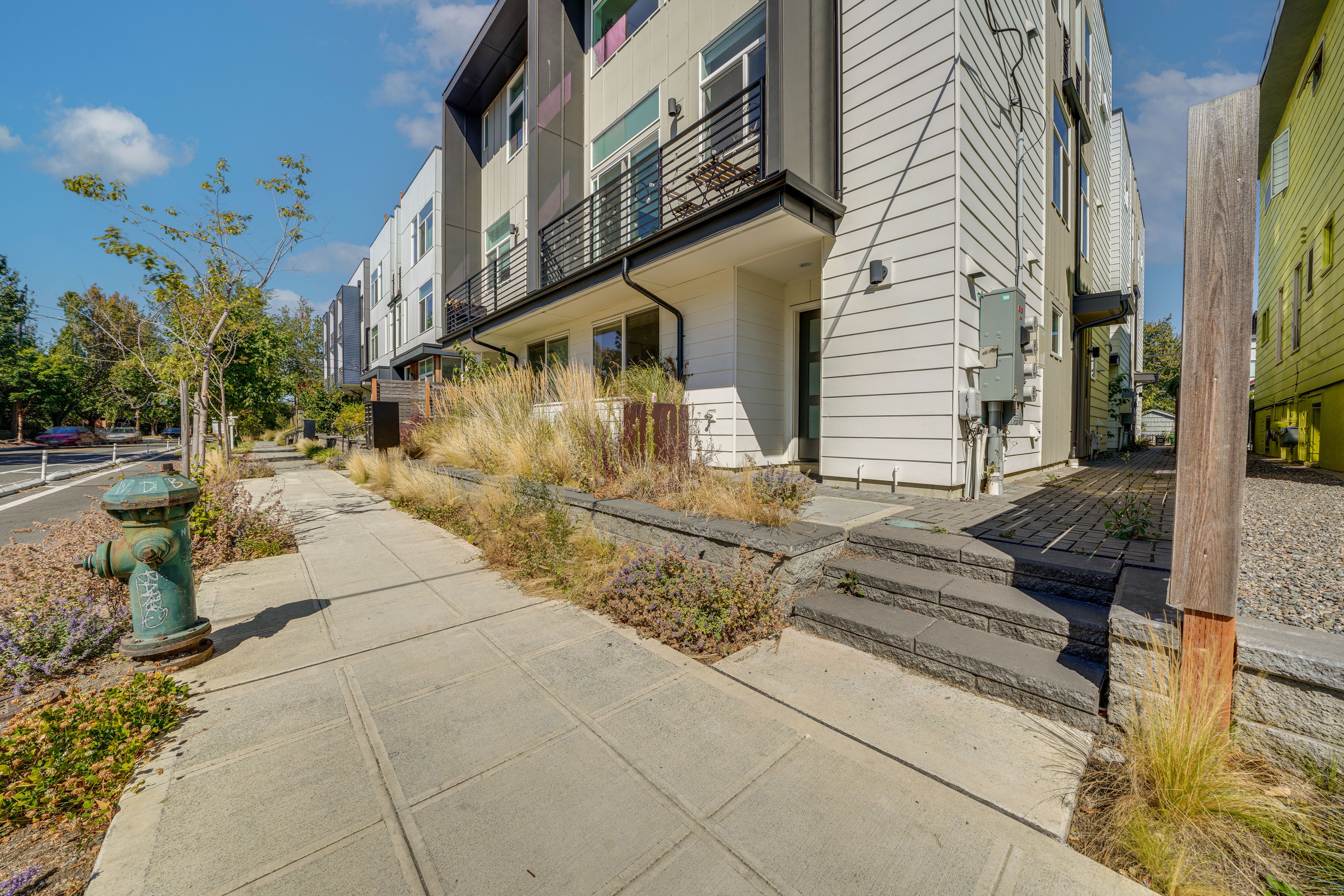 Exterior | Entryway | Walkable Location