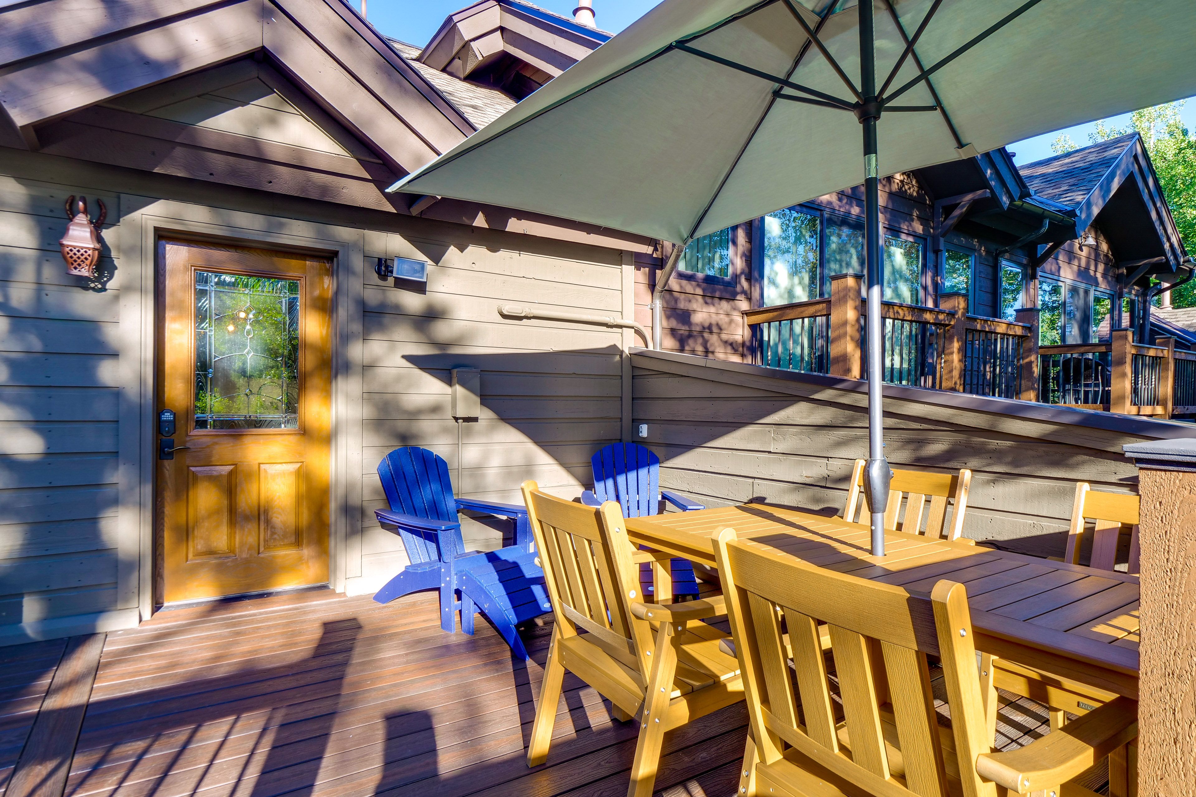 Private Deck