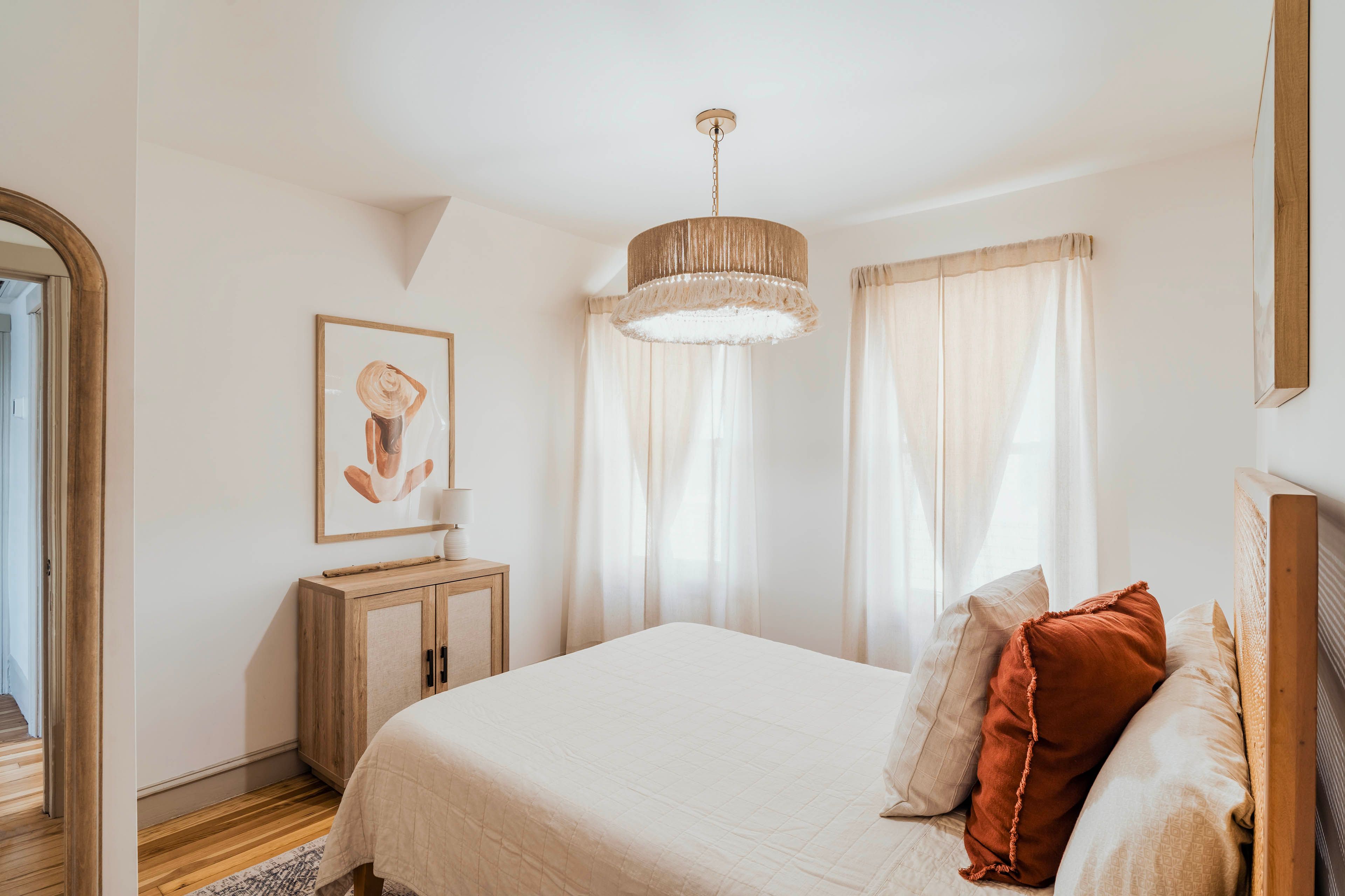 Bedroom 2 | Queen Bed