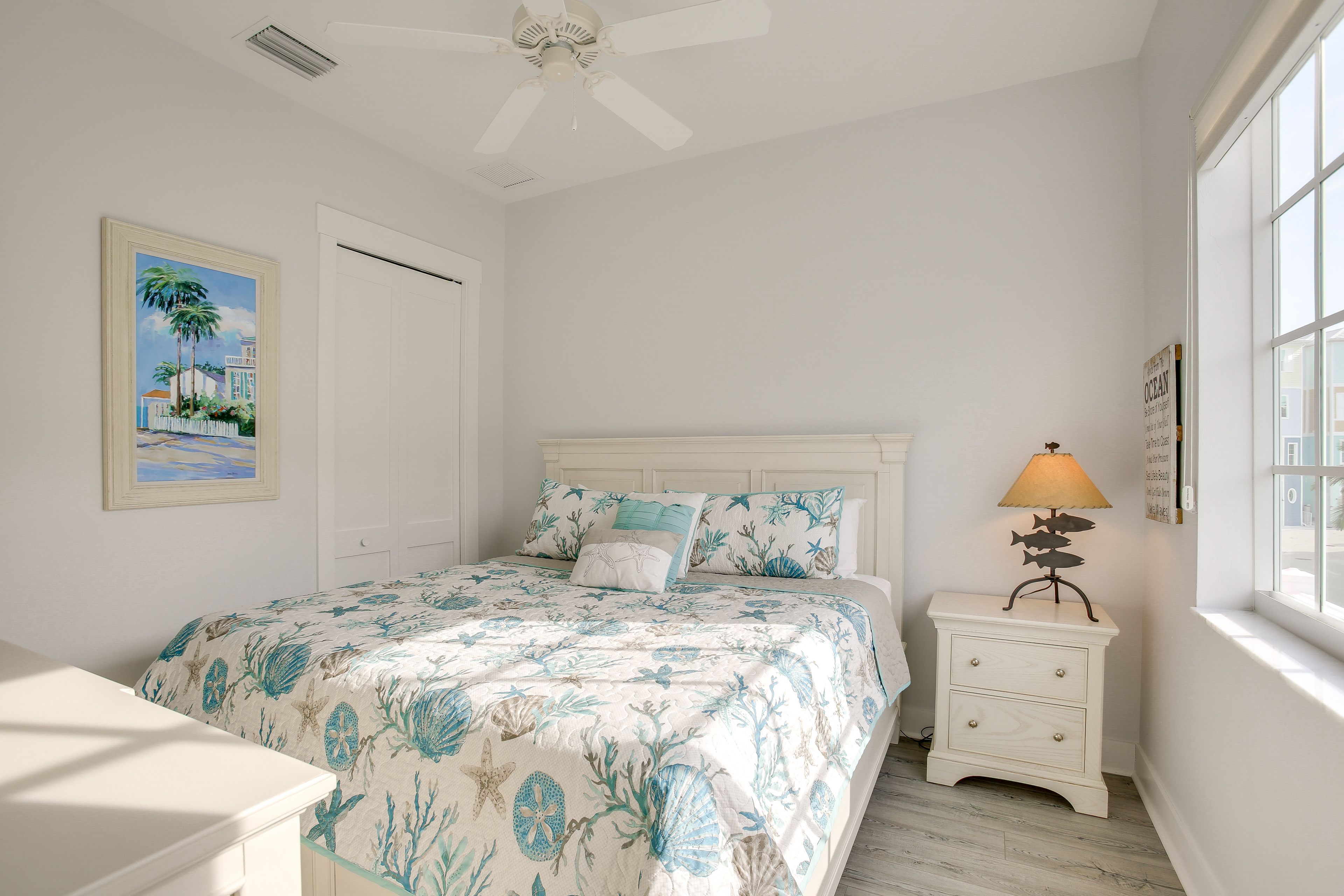 Bedroom 2 | King Bed