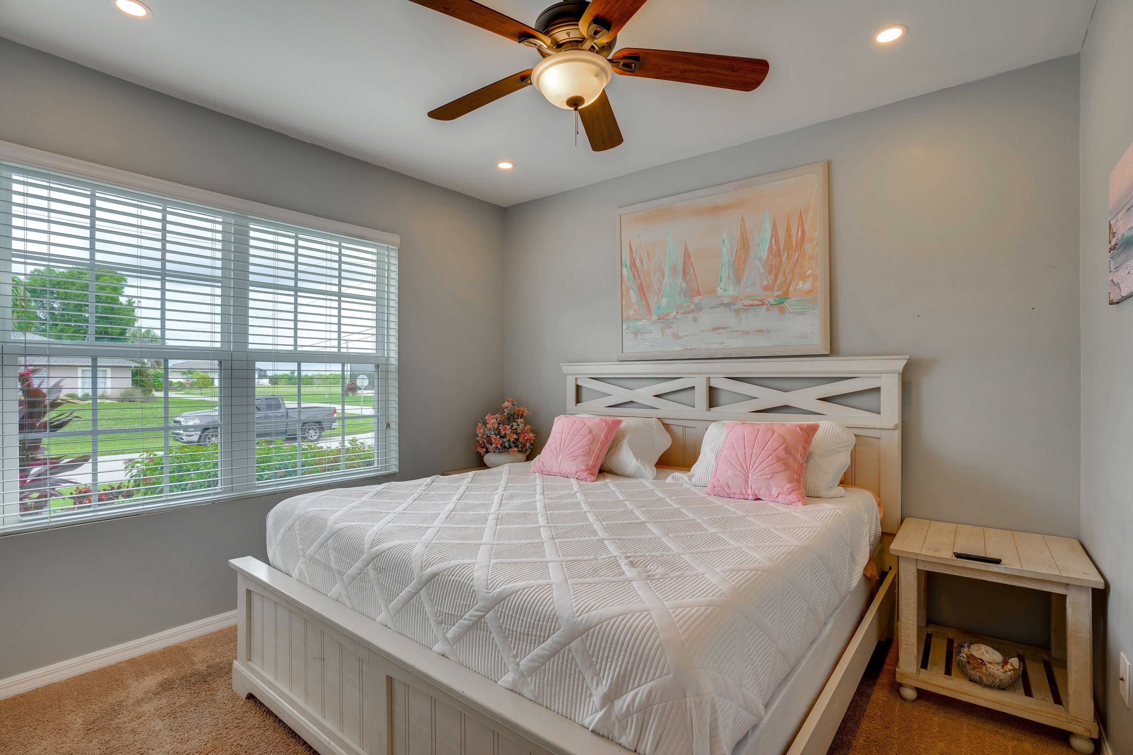 Bedroom 2 | King Bed