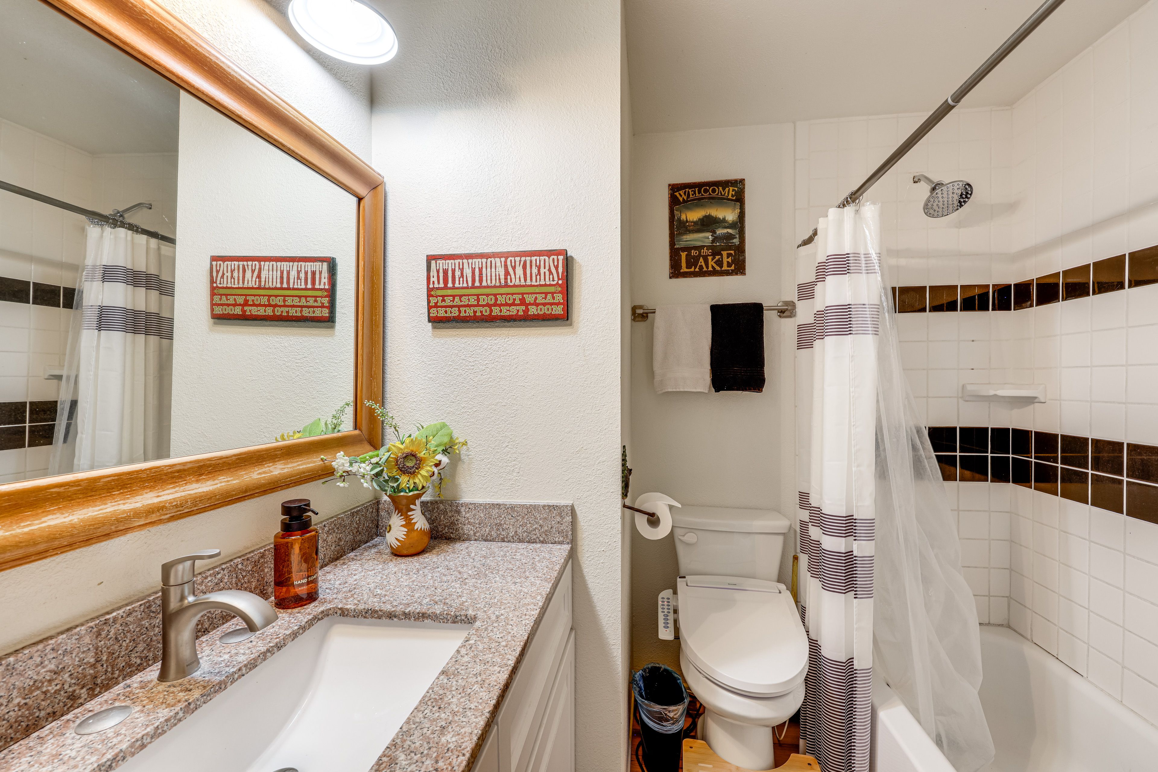 Full Bathroom | Bidet Toilet