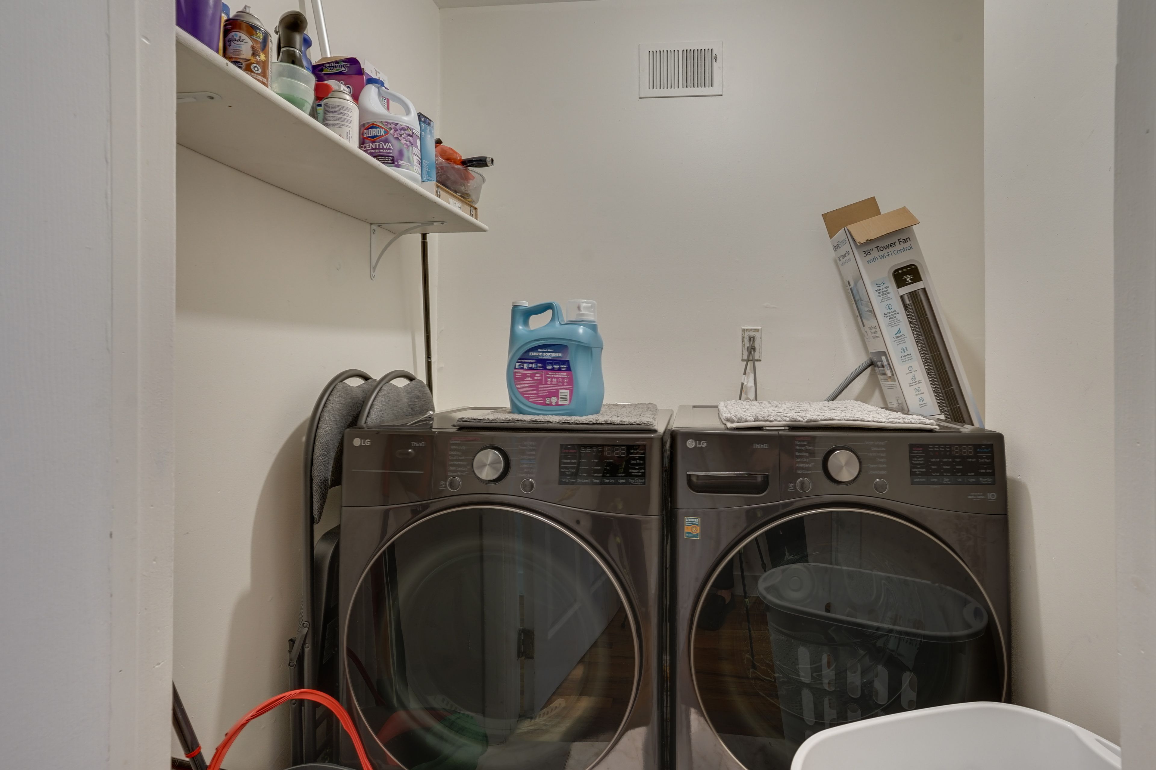 Washer & Dryer