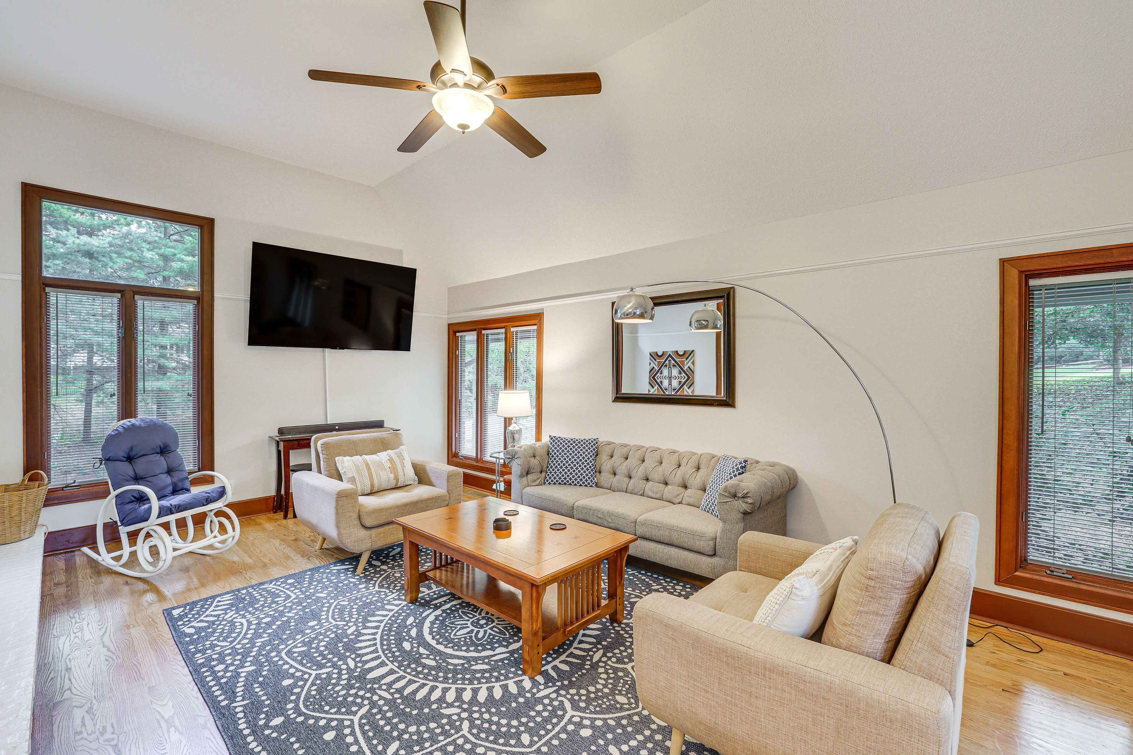 Living Room | Central Heating & A/C