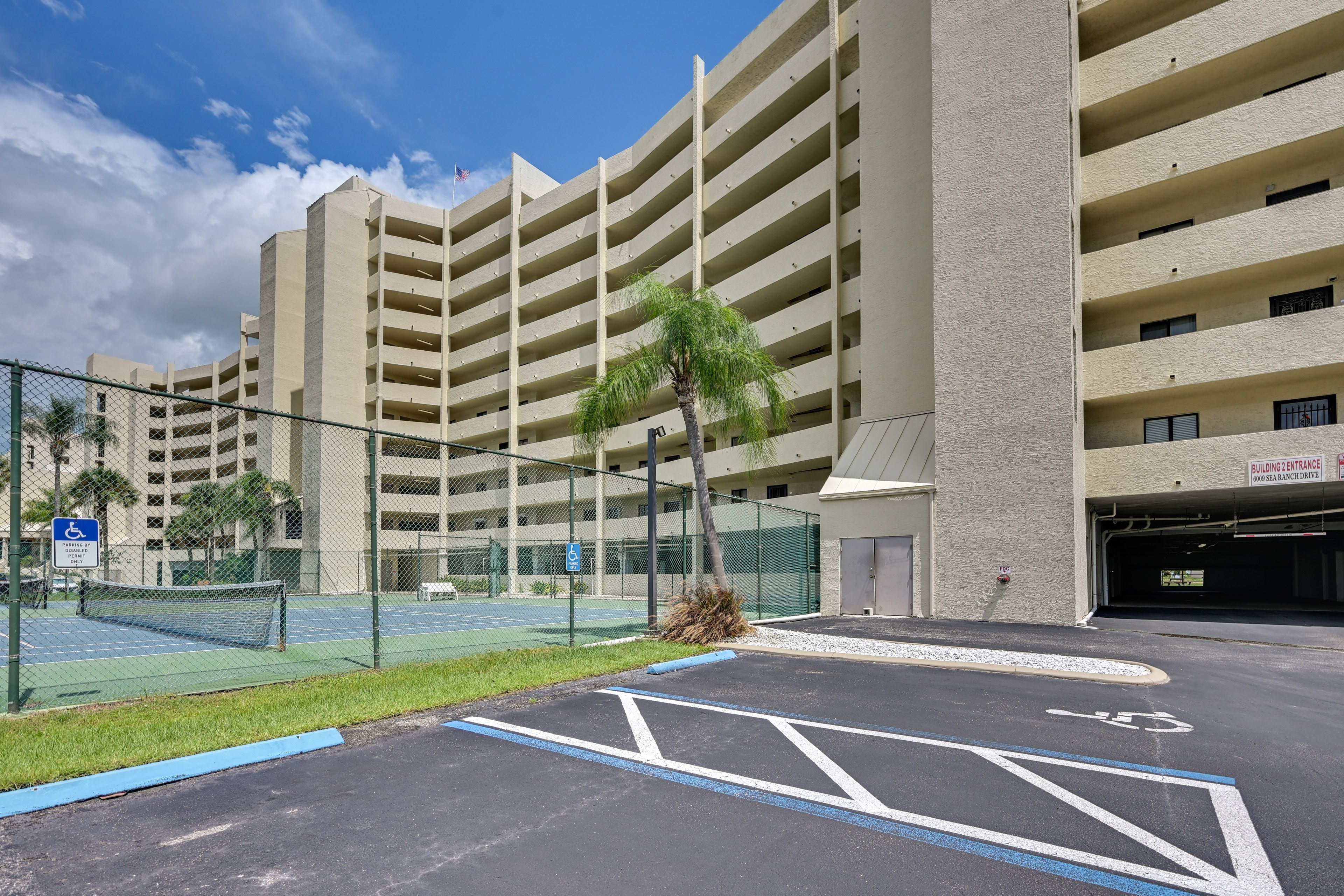 Exterior | Open Community Parking Lot (3 Vehicles)