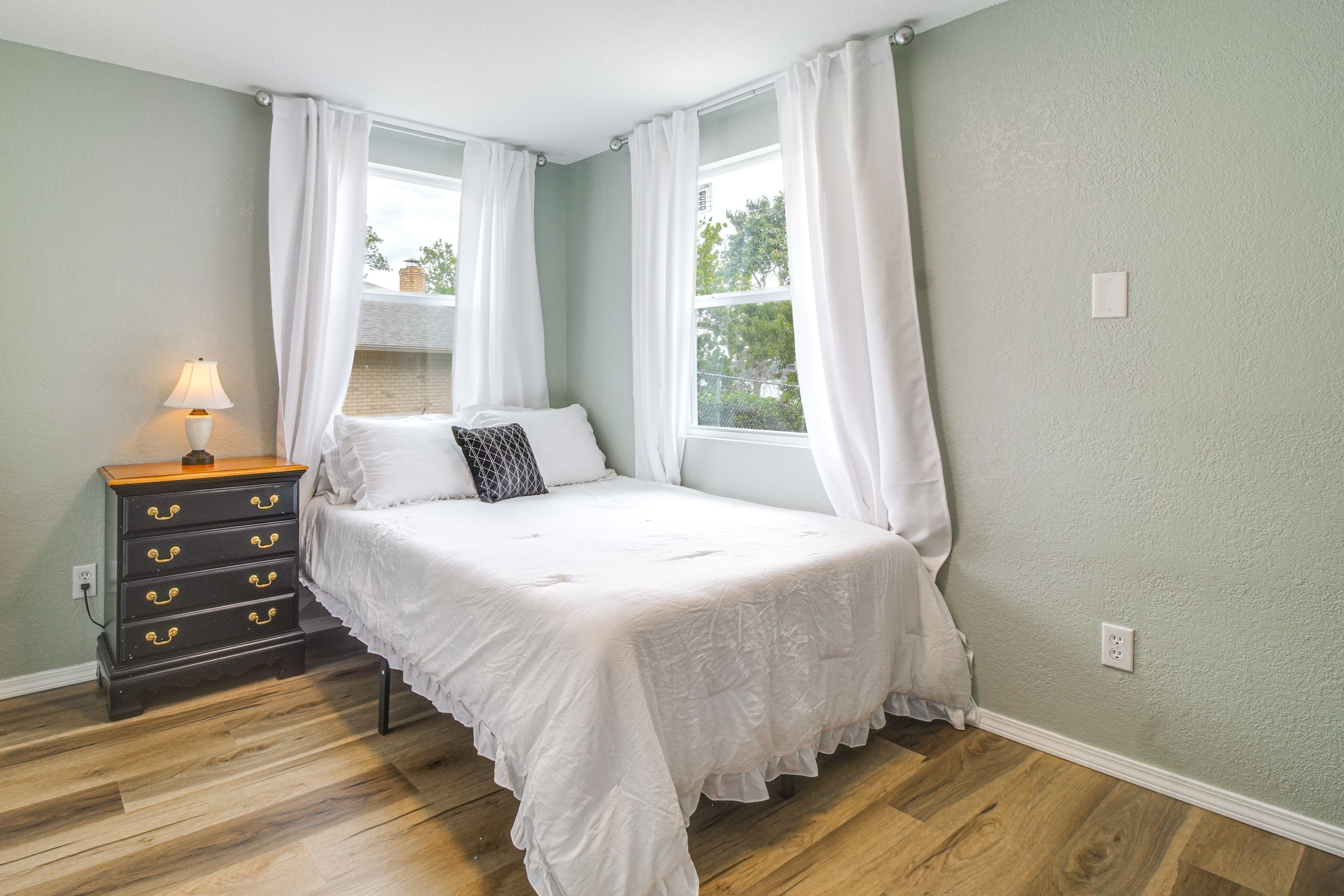Bedroom 2 | Full Bed