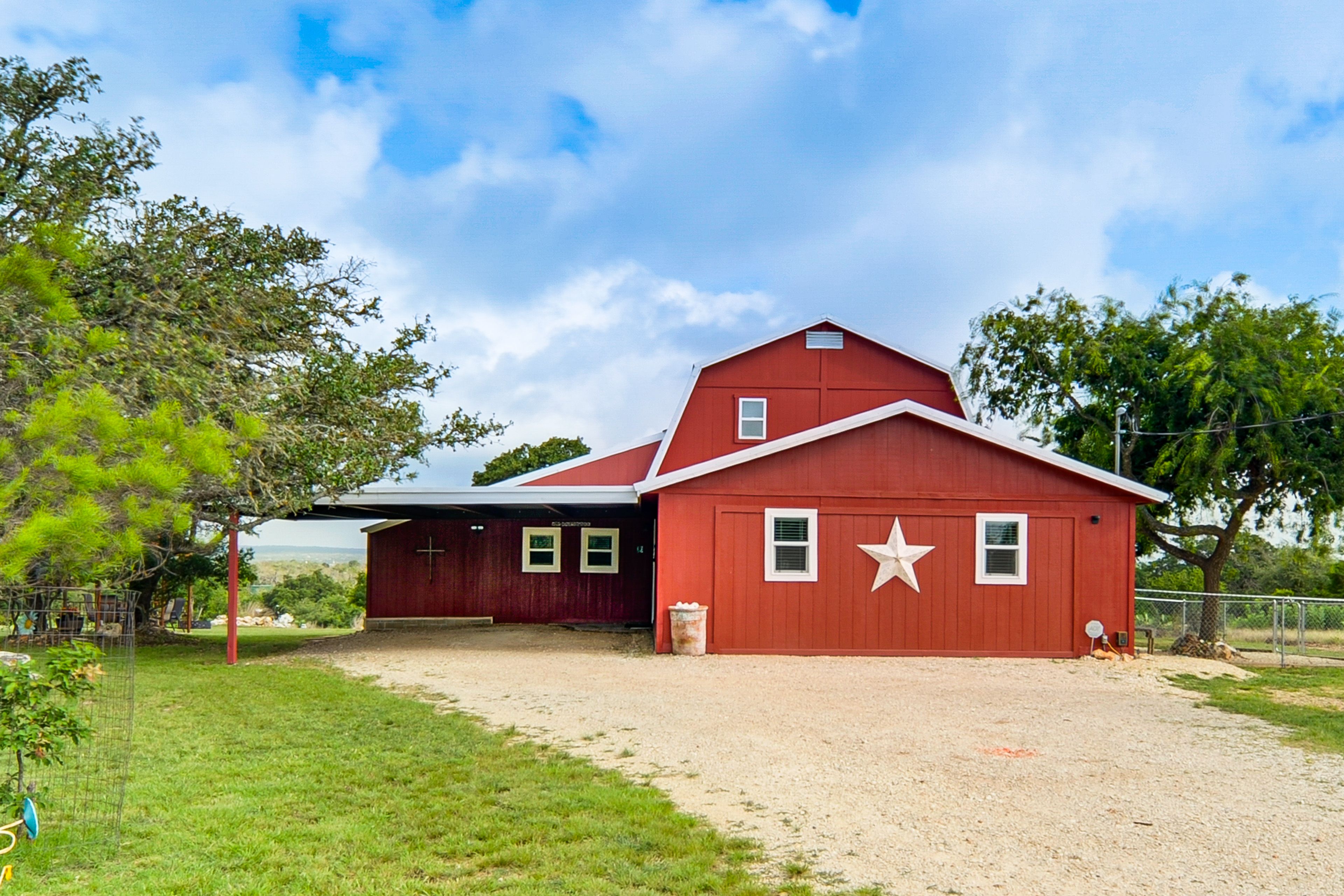 The Barn | Exterior