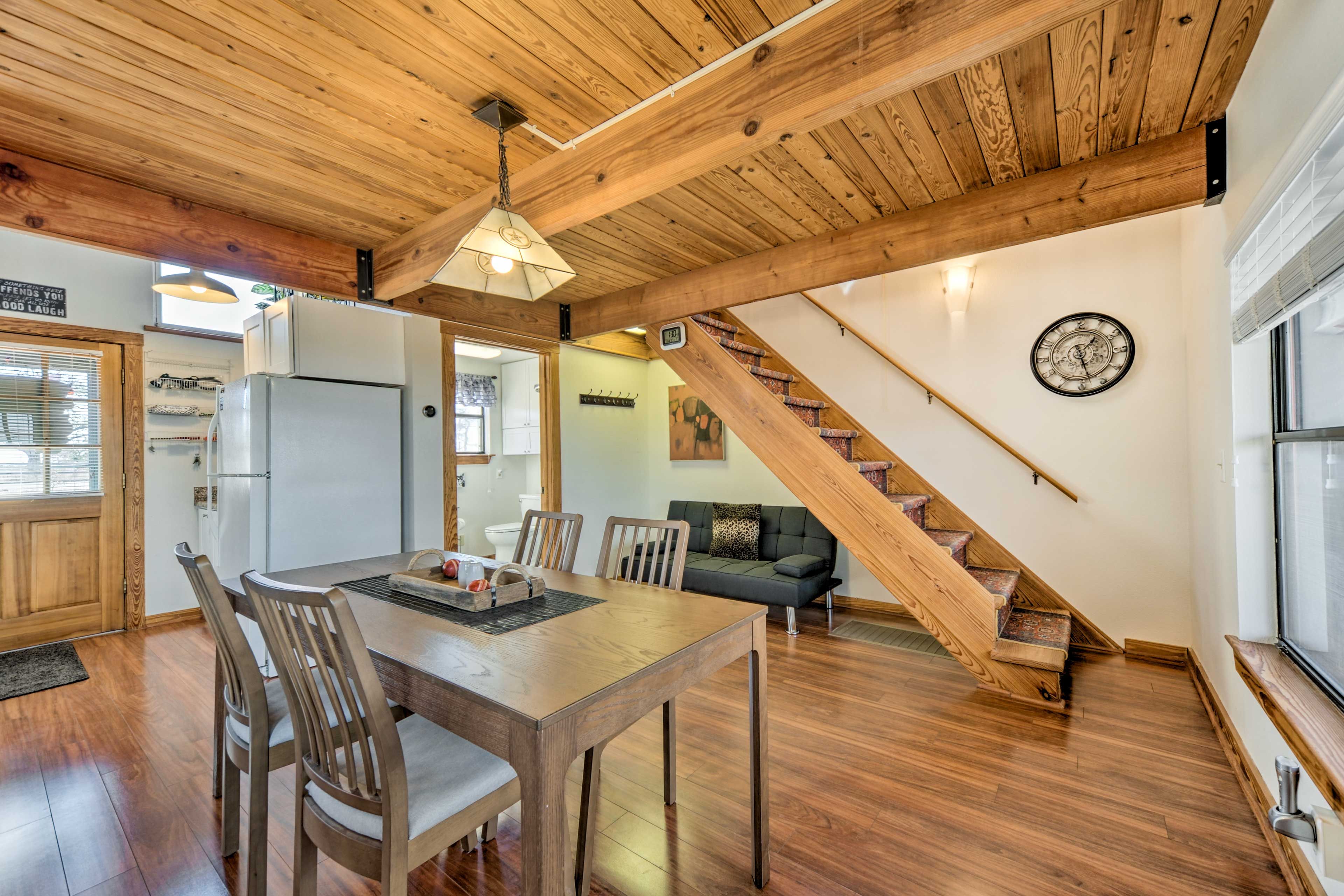 KNJ Getaway (Cabin) | Dining Area