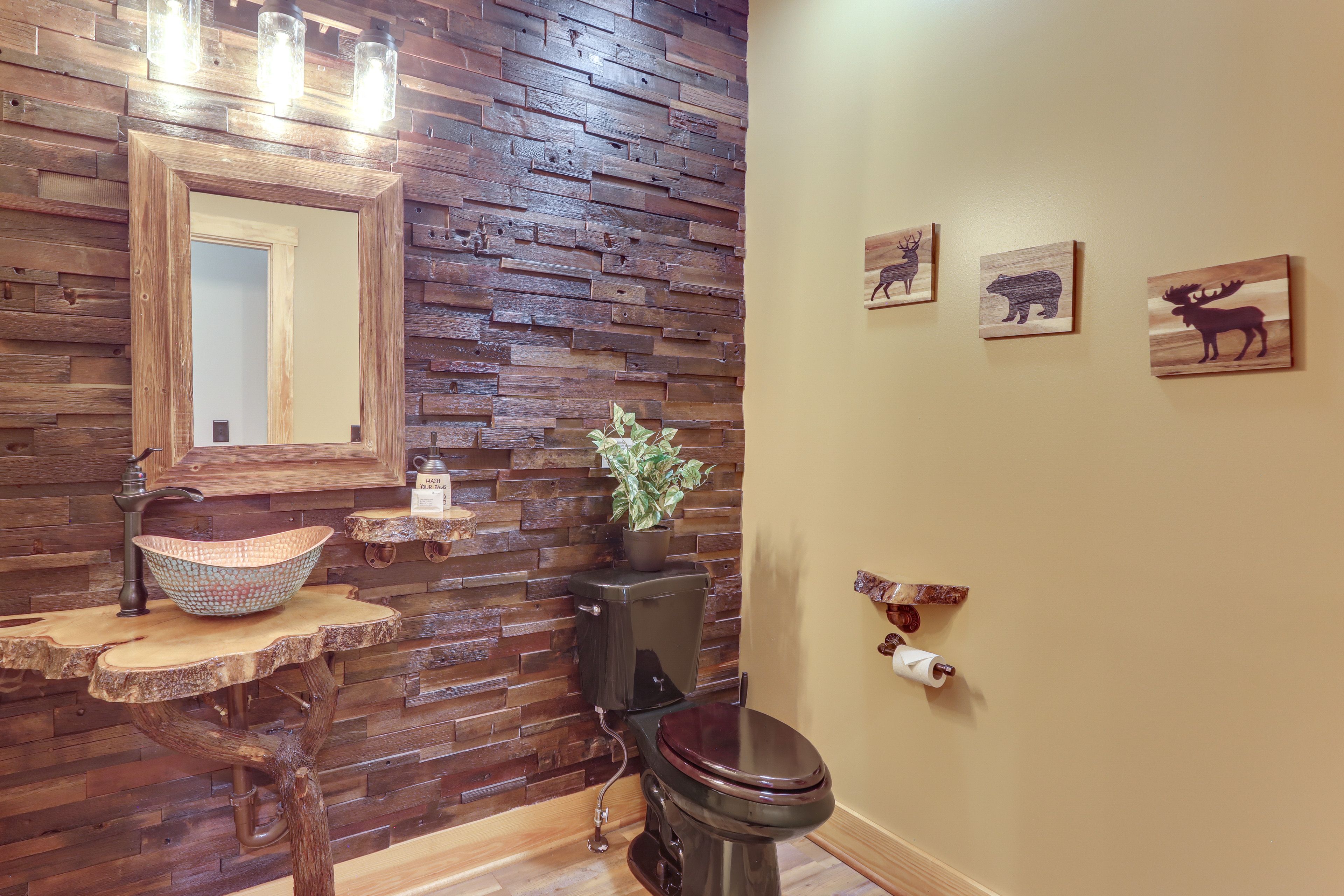 Half Bathroom | 1st Floor