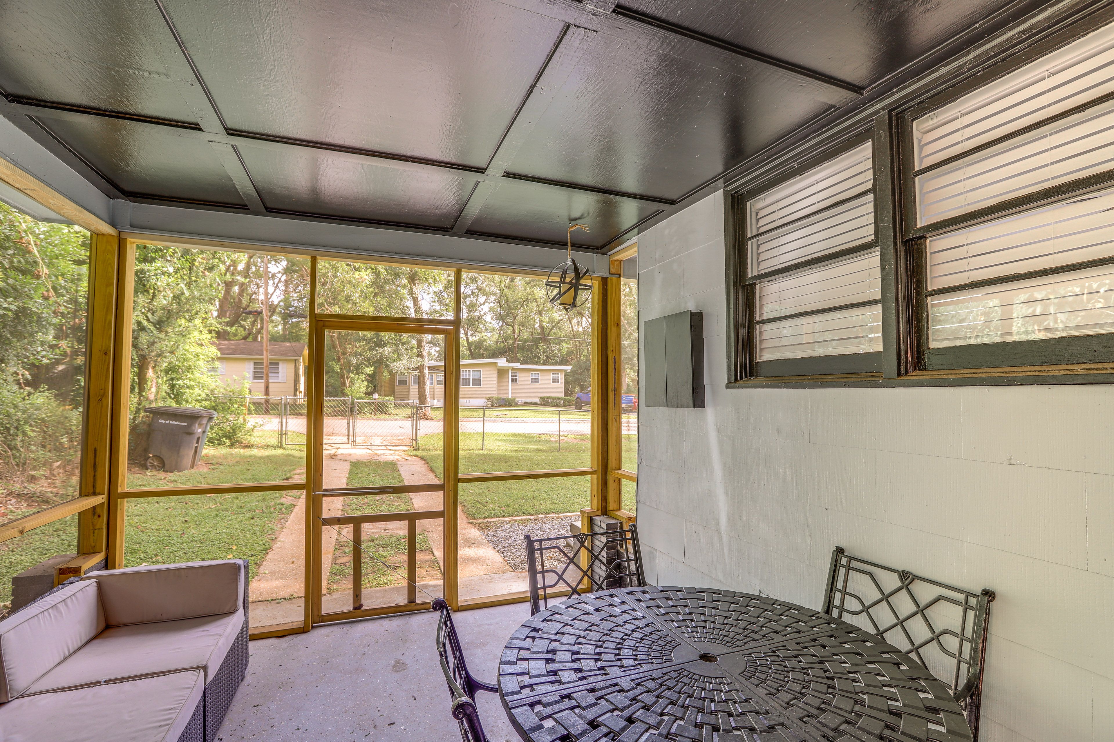 Screened Porch