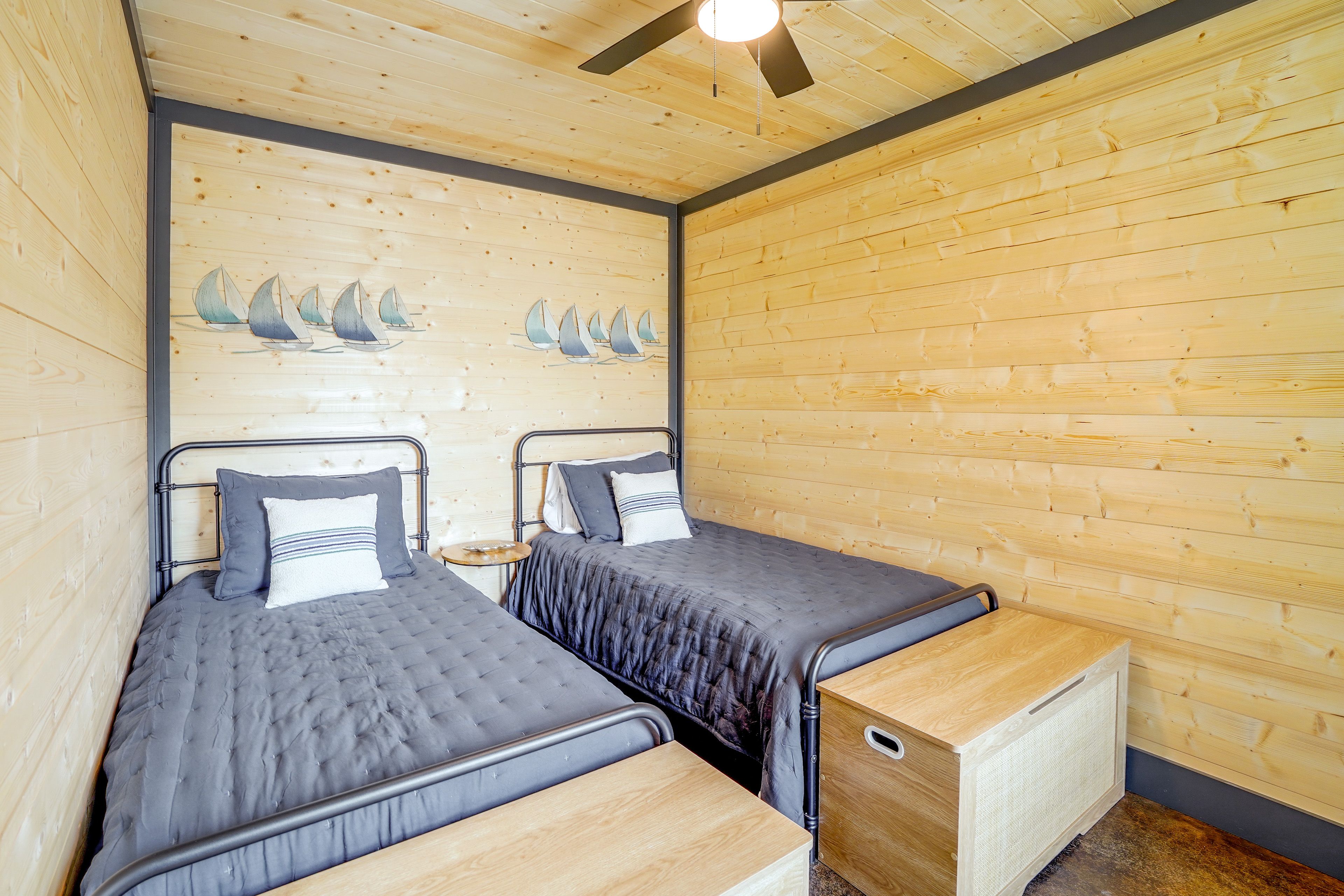 Bedroom 3 | 2 Twin Beds