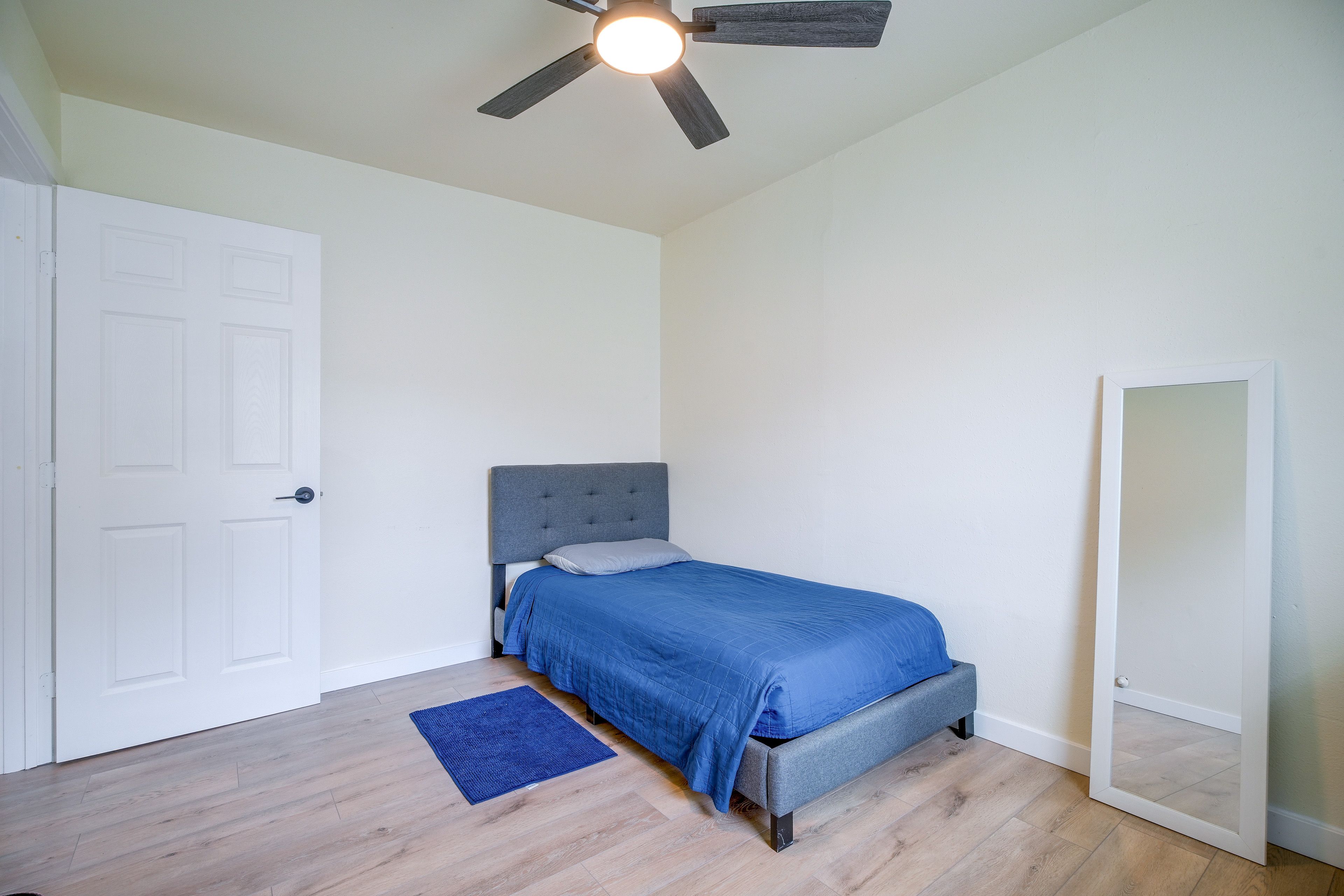 Bedroom 2 | Twin Bed