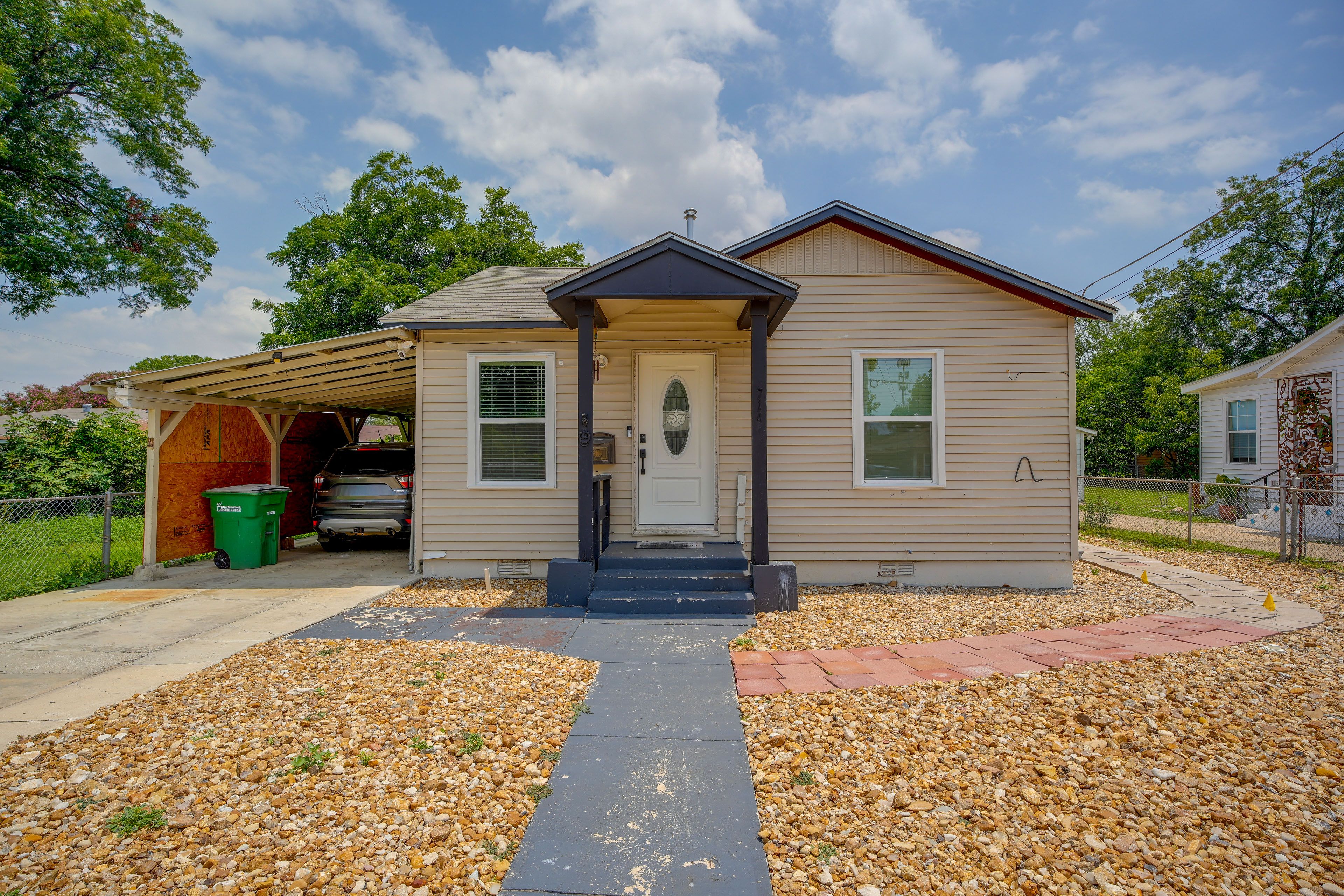 Property Exterior | Single-Story Home