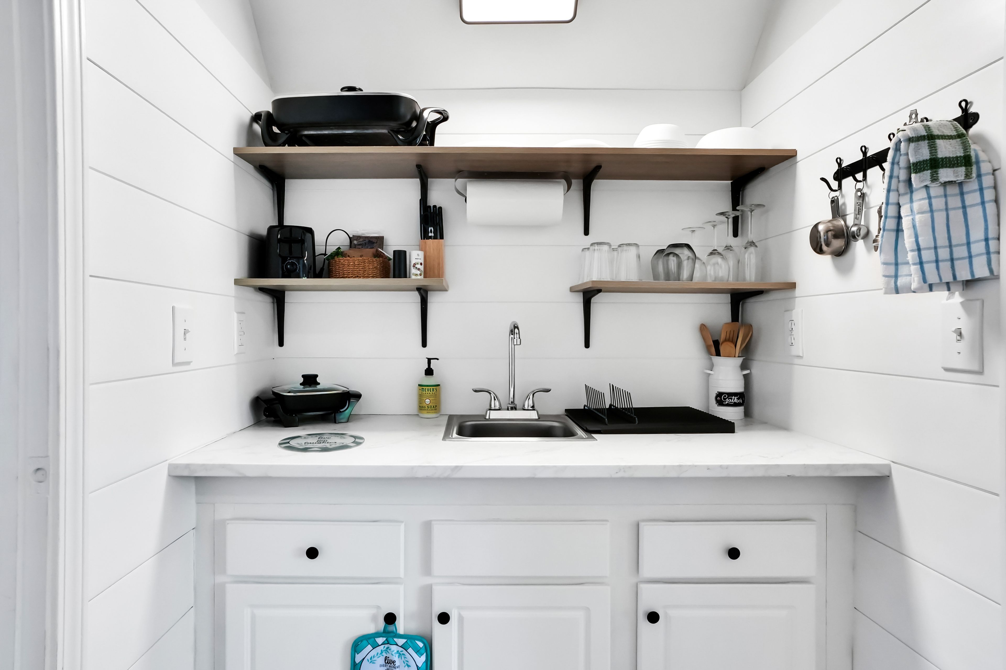 Kitchenette | Guest House
