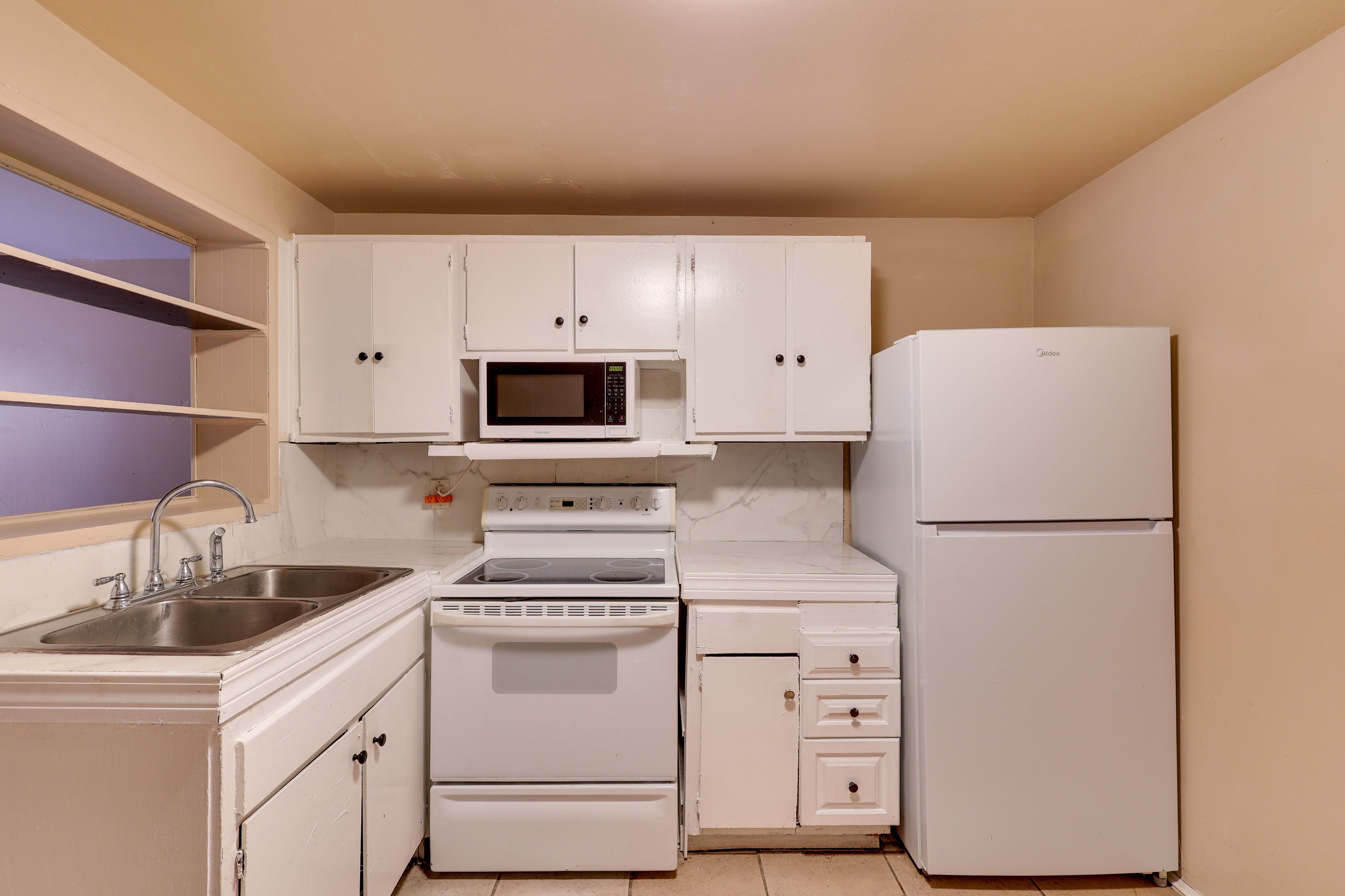 Main Home | Kitchen