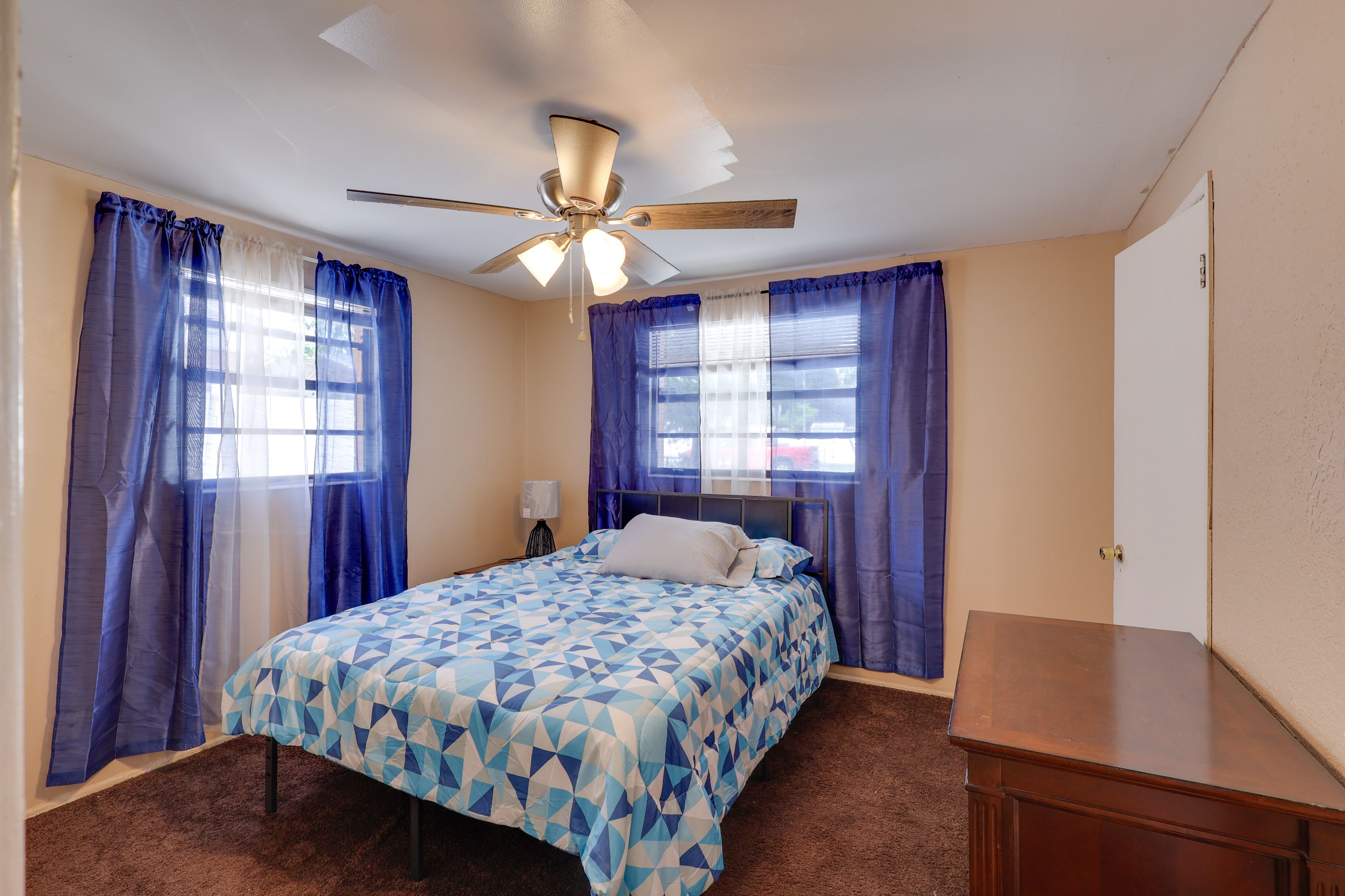Main Home | Bedroom 3 | Queen Bed
