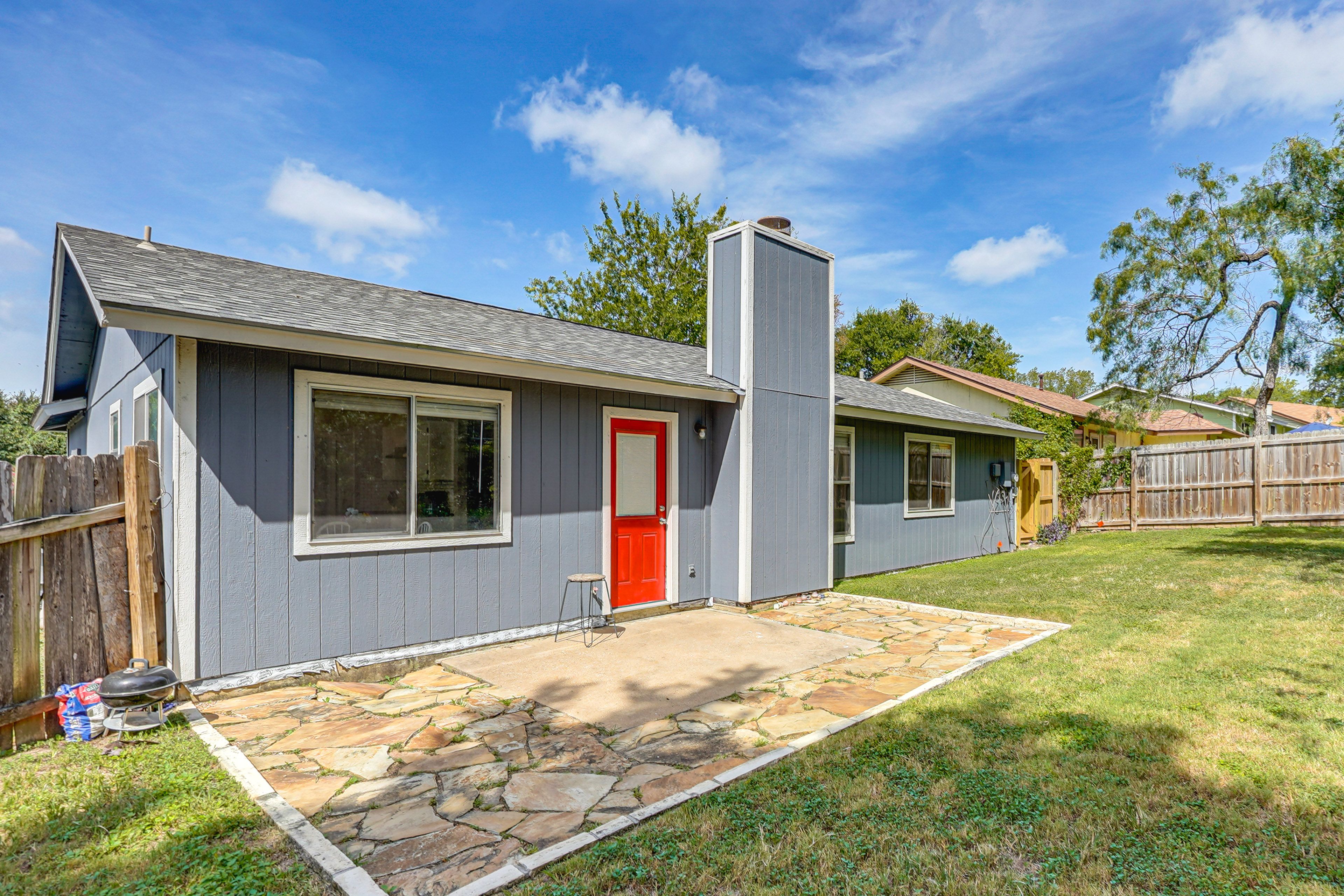 Fenced Yard