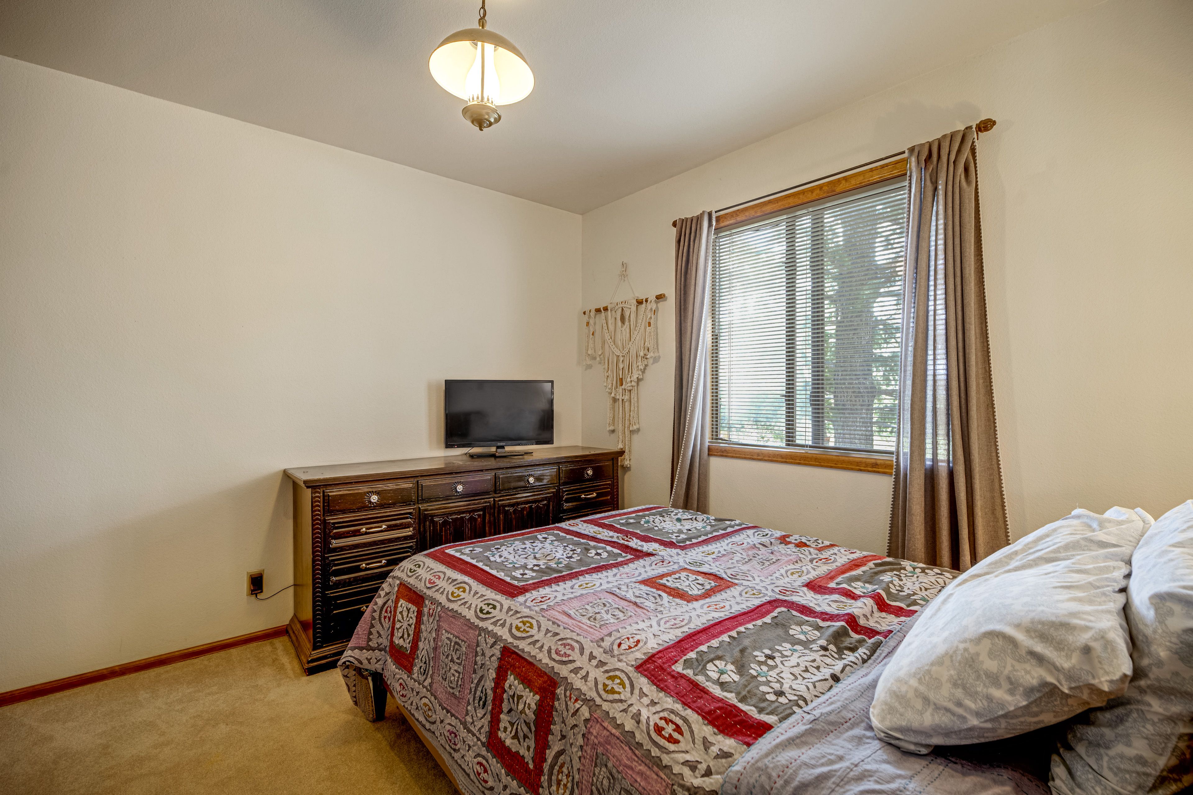 Bedroom 1 | 1st Floor | Full Bed