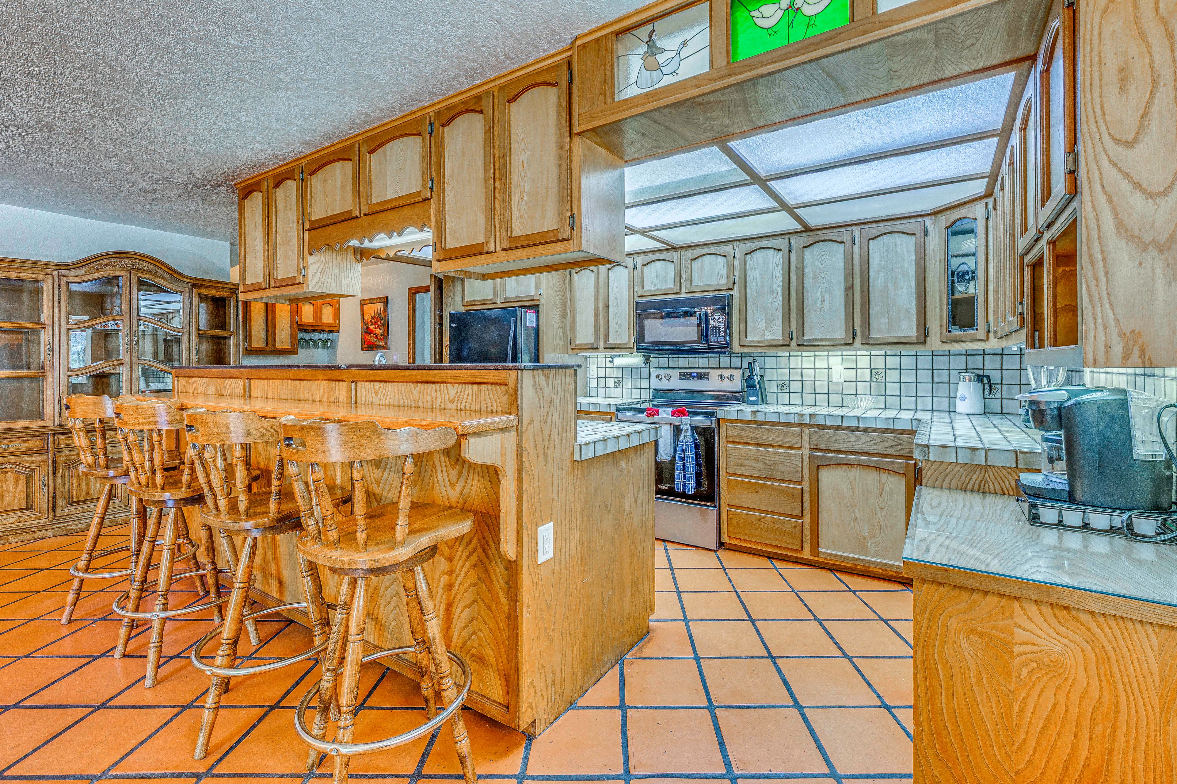 Kitchen | Dishwasher | Main Level