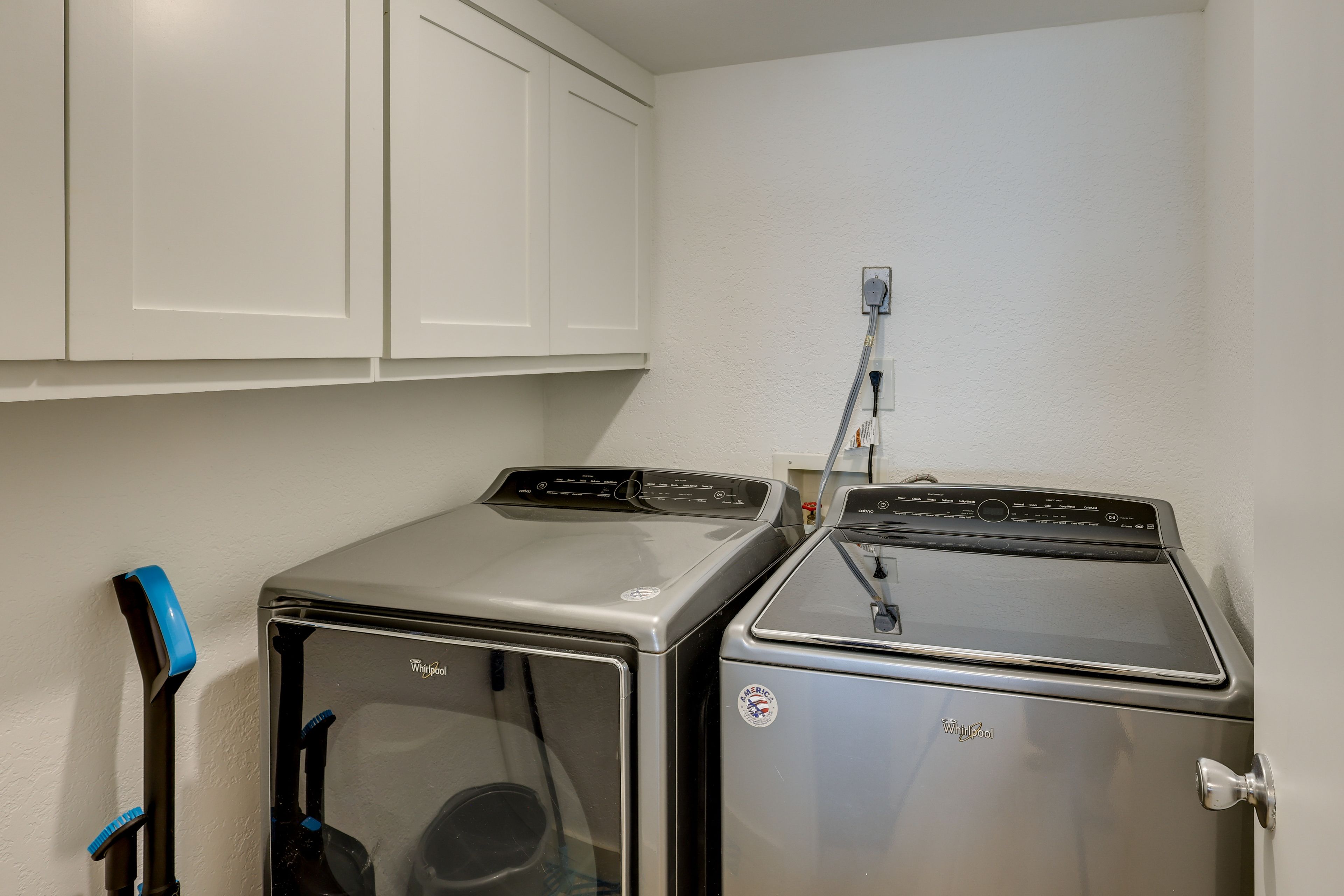 Washer & Dryer