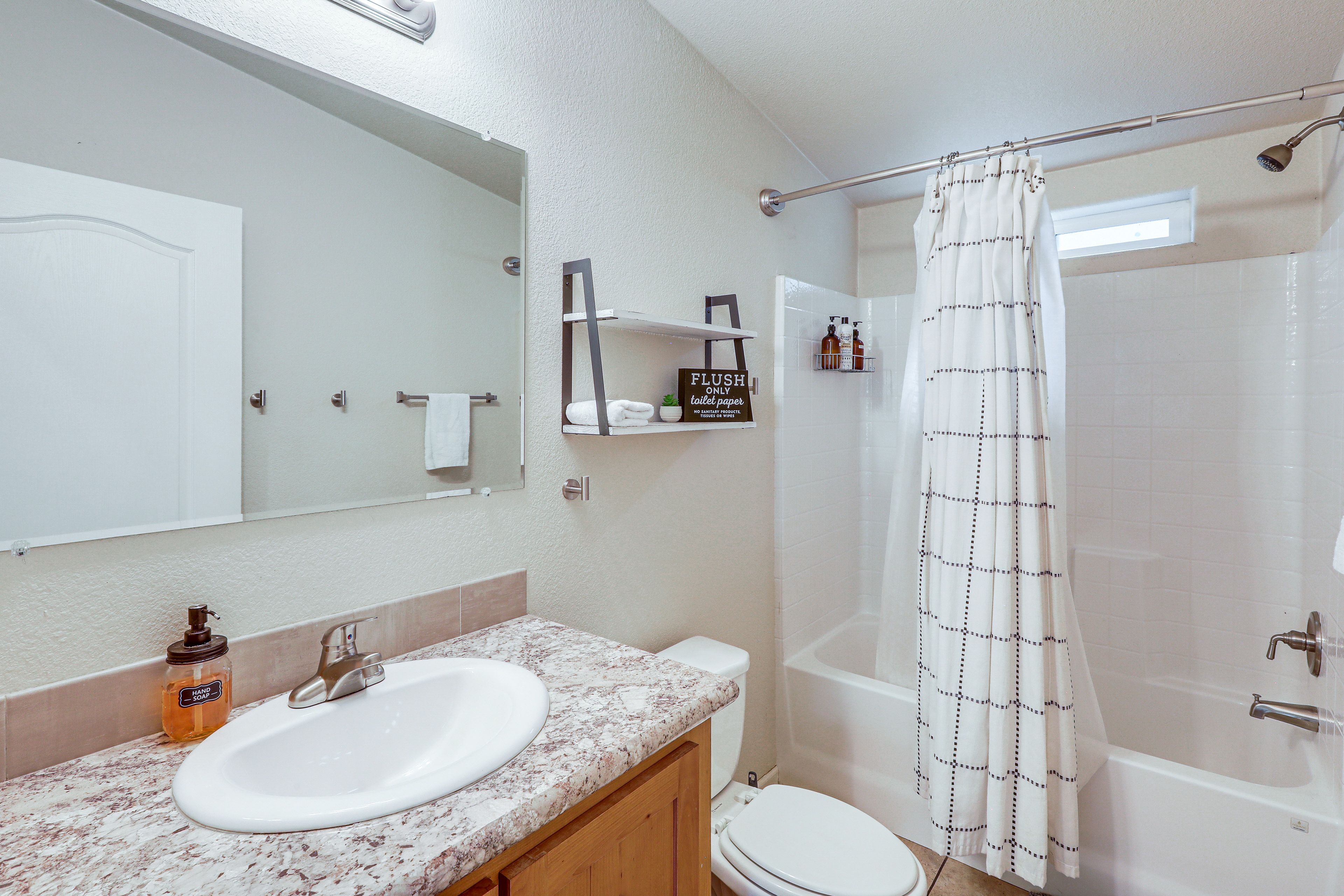 Full Bathroom